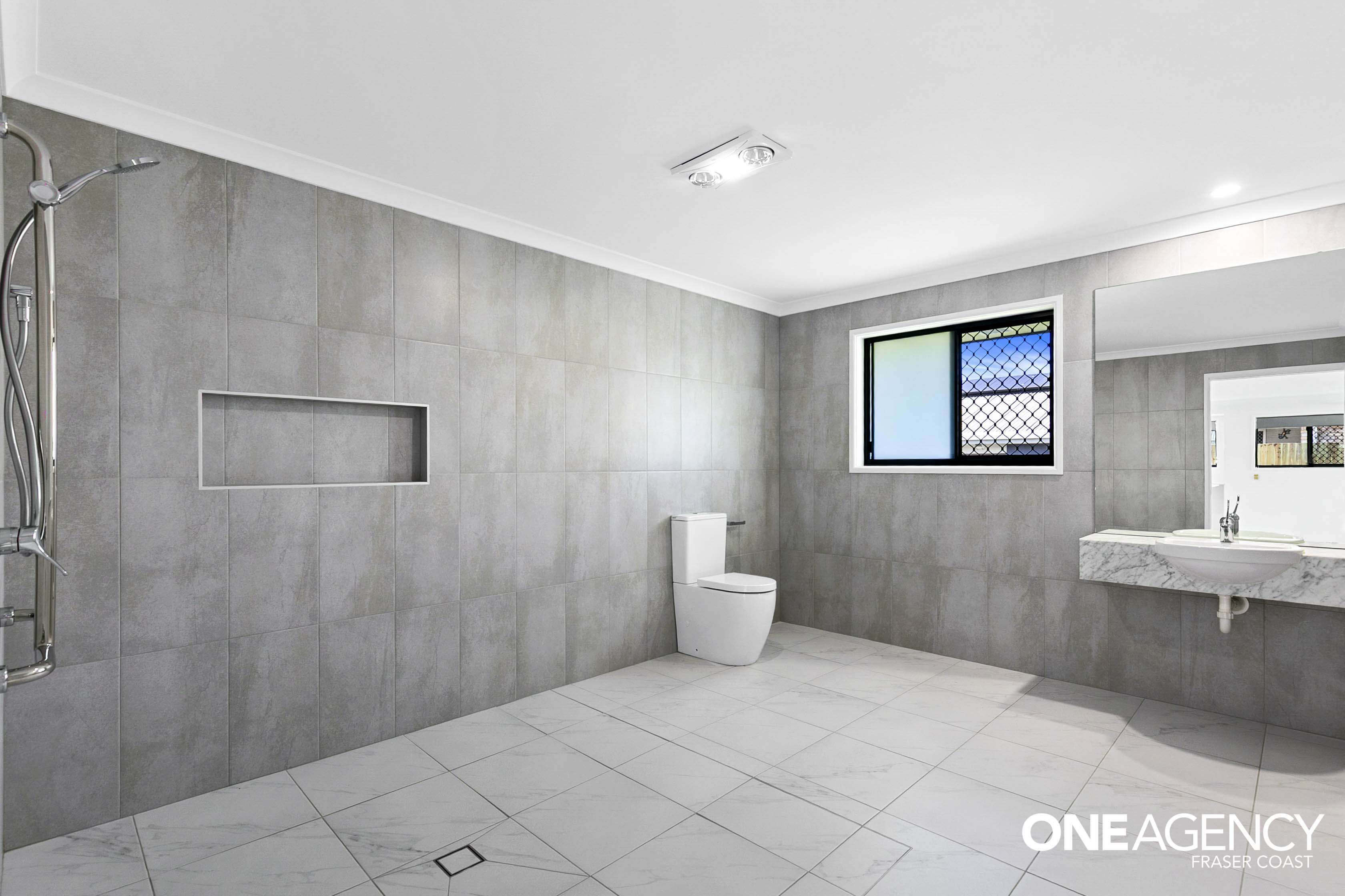 83 Oleander Avenue, Kawungan