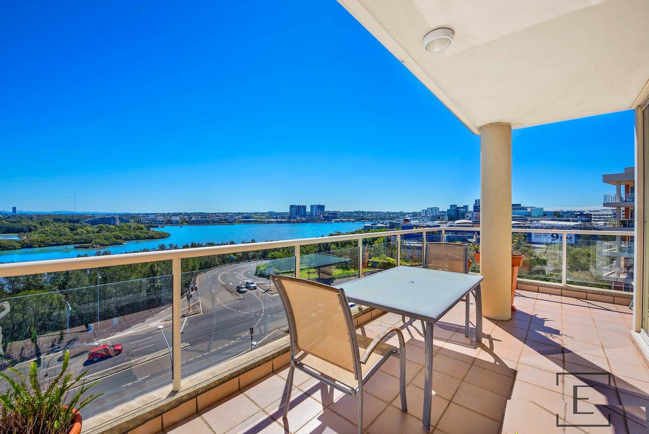607 / 8 Wentworth Drive, Liberty Grove