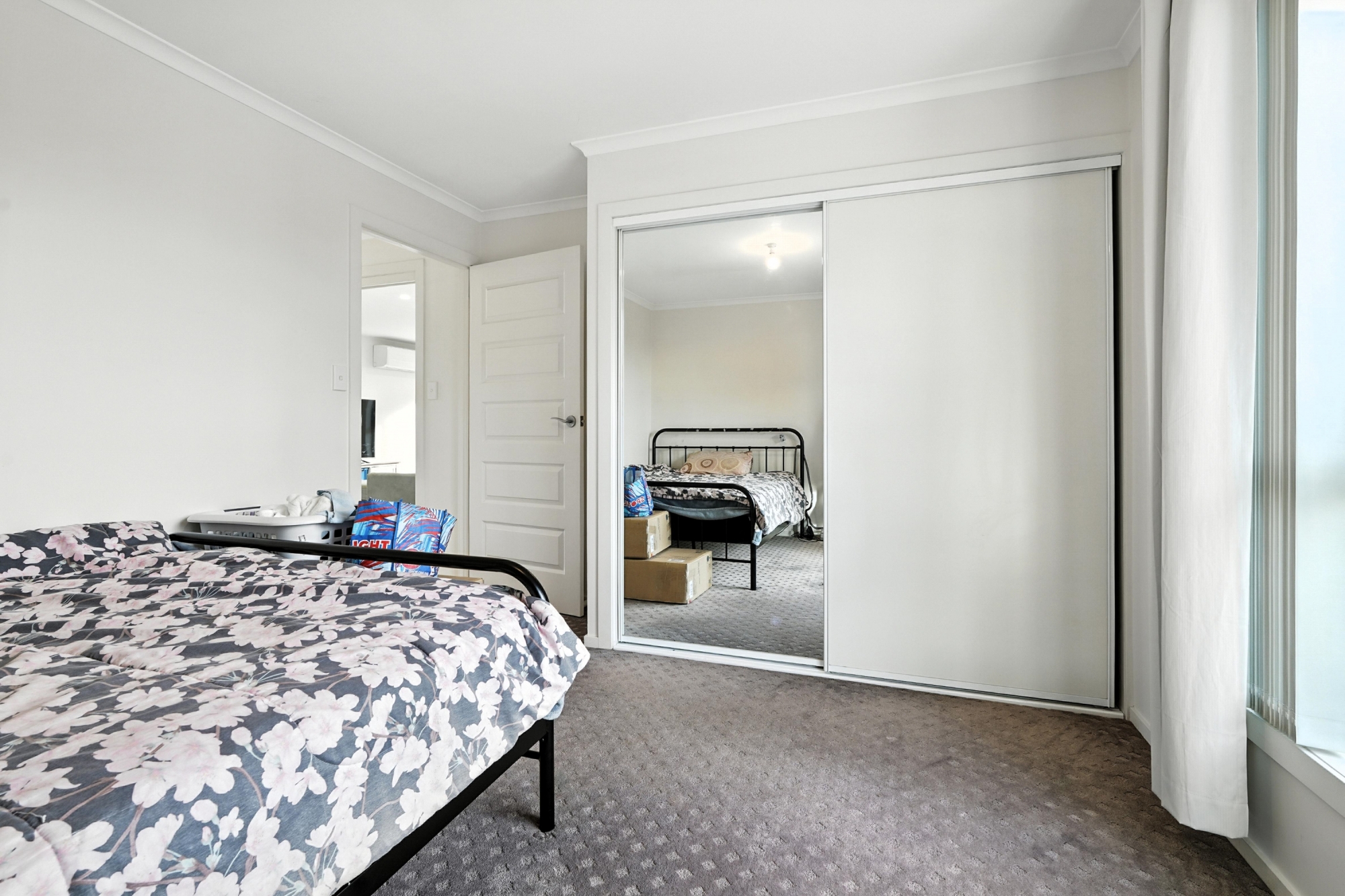 2 / 2 Carol Court, Westbury