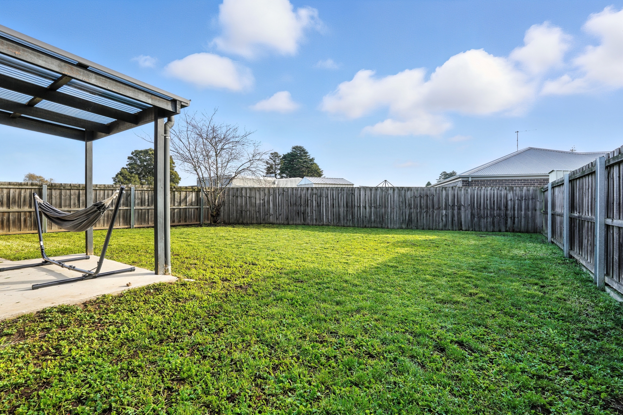 2 / 2 Carol Court, Westbury