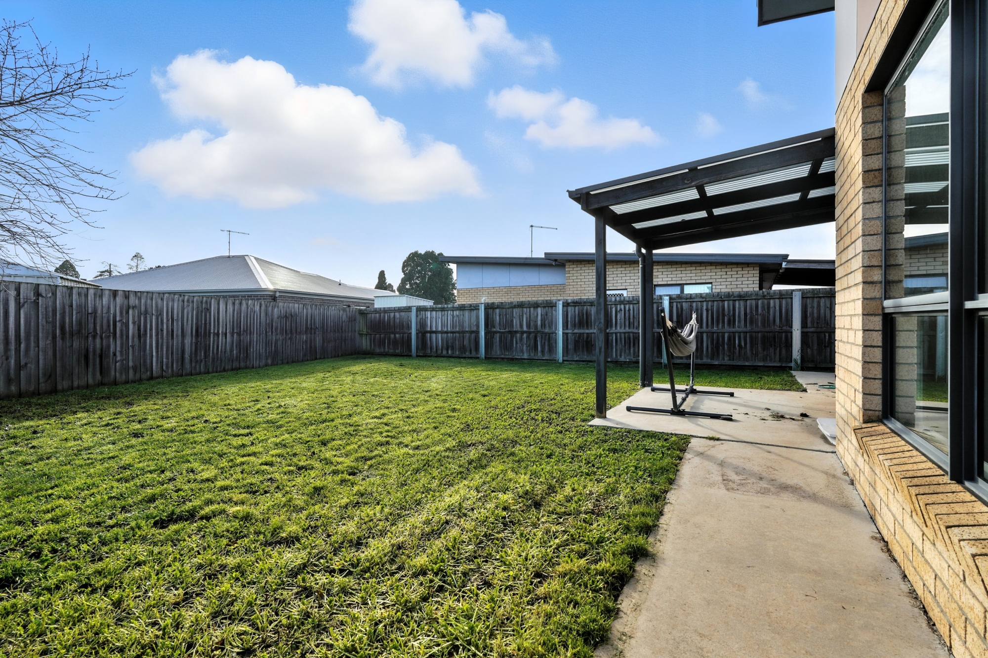 2 / 2 Carol Court, Westbury