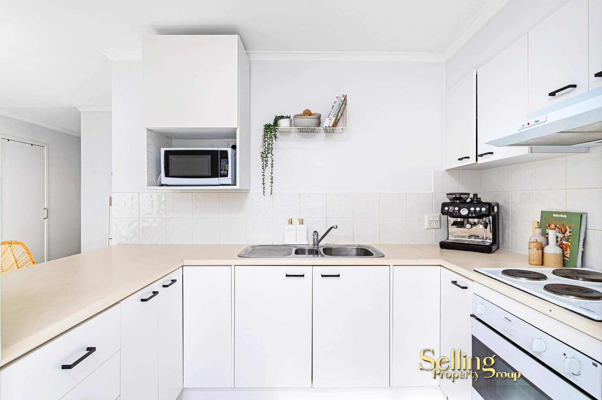 2 / 6 Brookside Road, Labrador
