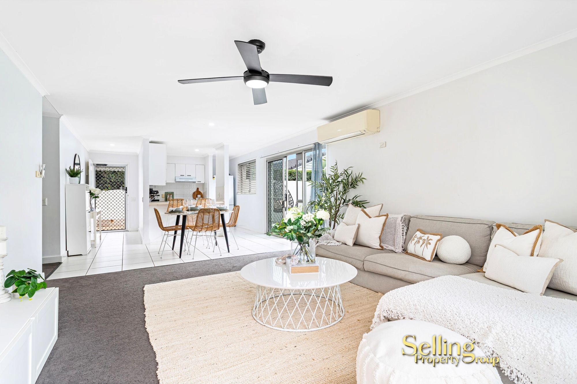 2 / 6 Brookside Road, Labrador