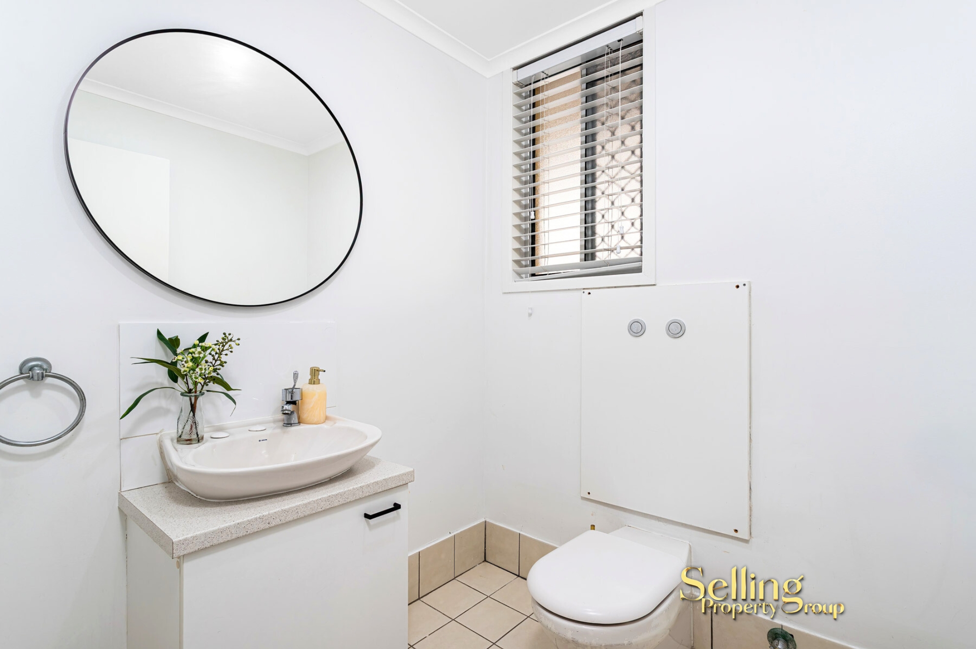 2 / 6 Brookside Road, Labrador