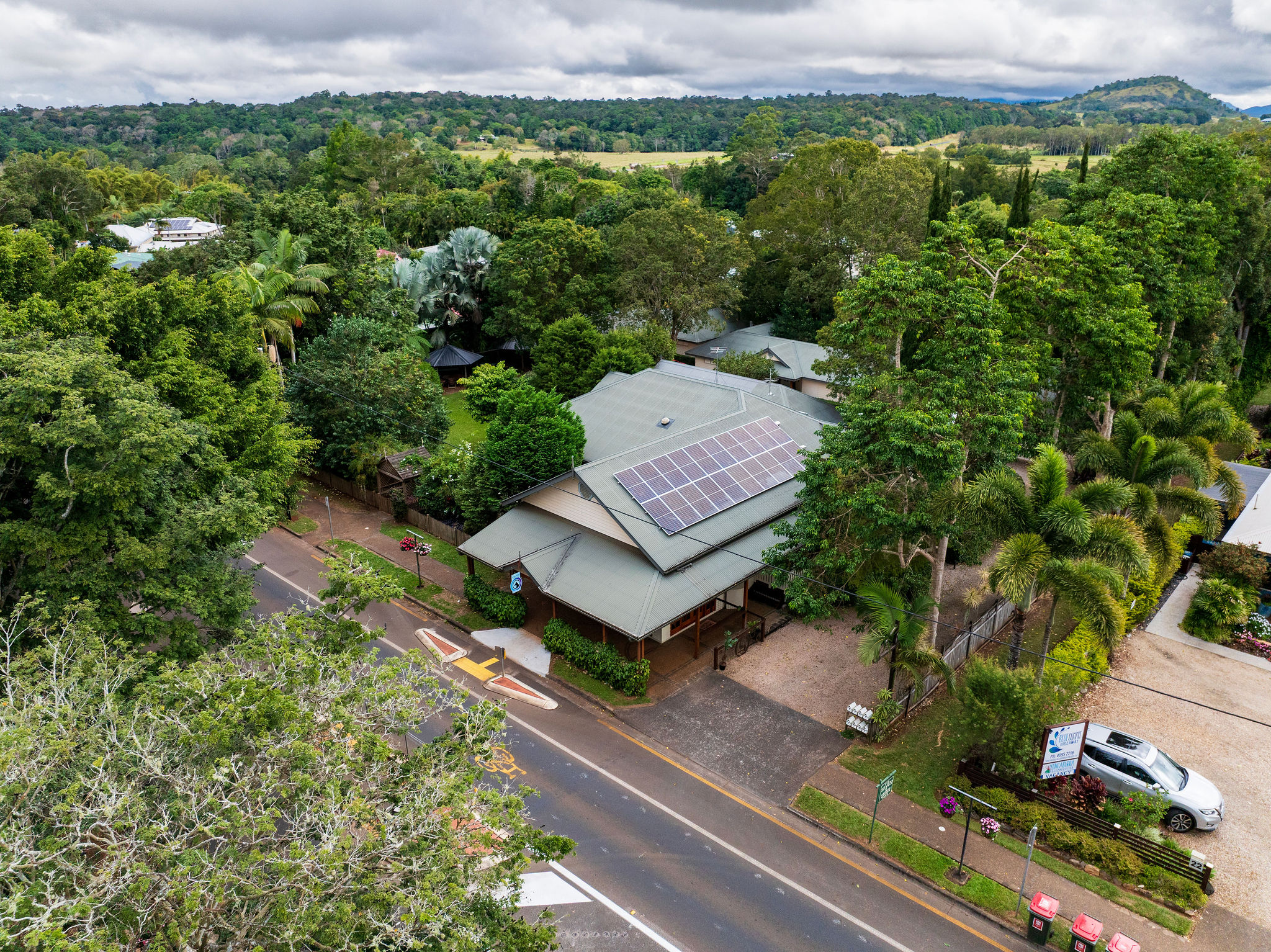 24 Gillies Range Road, Yungaburra