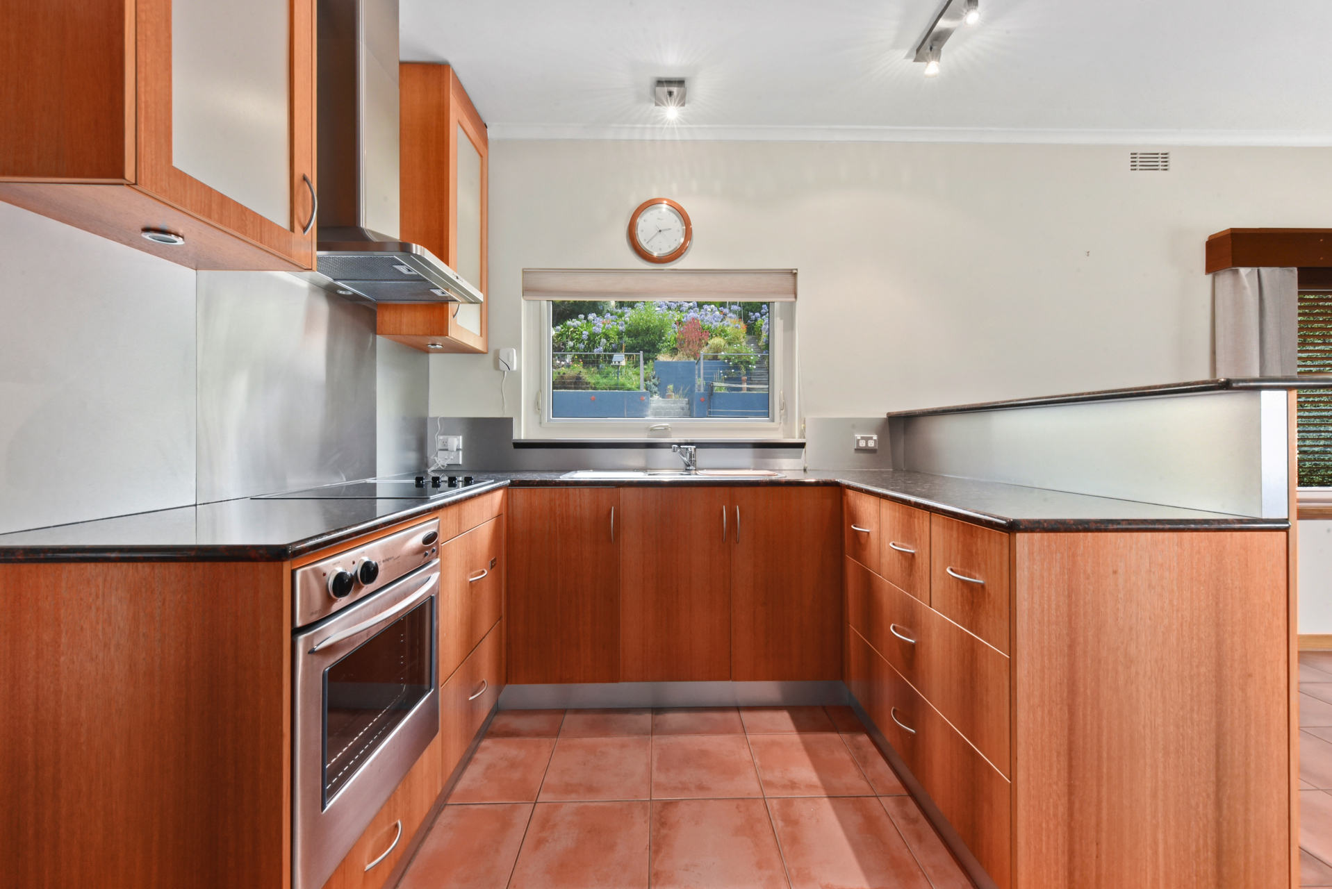 28 Neika Avenue, West Launceston