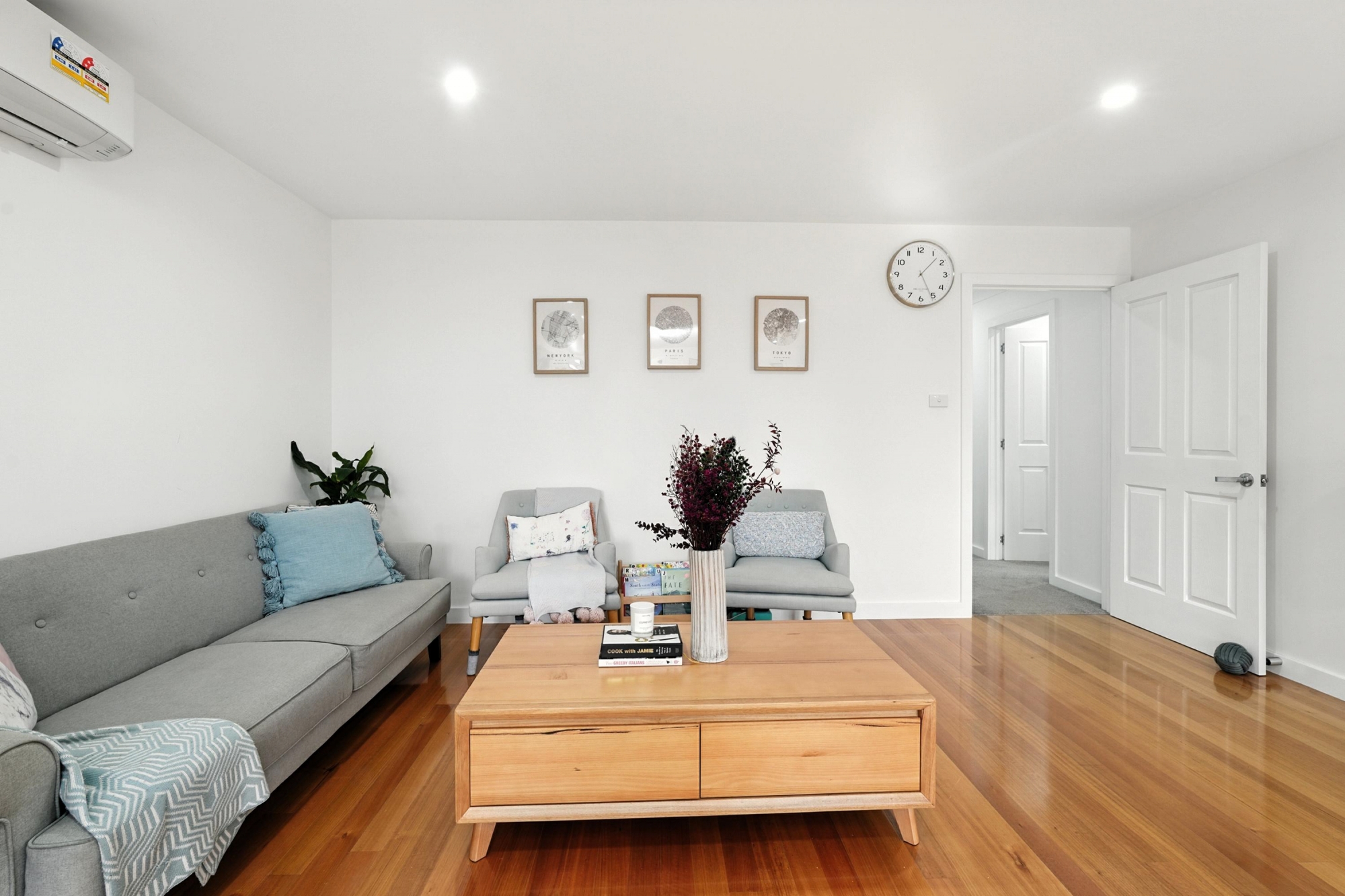 1 / 60 Allison Avenue, Riverside