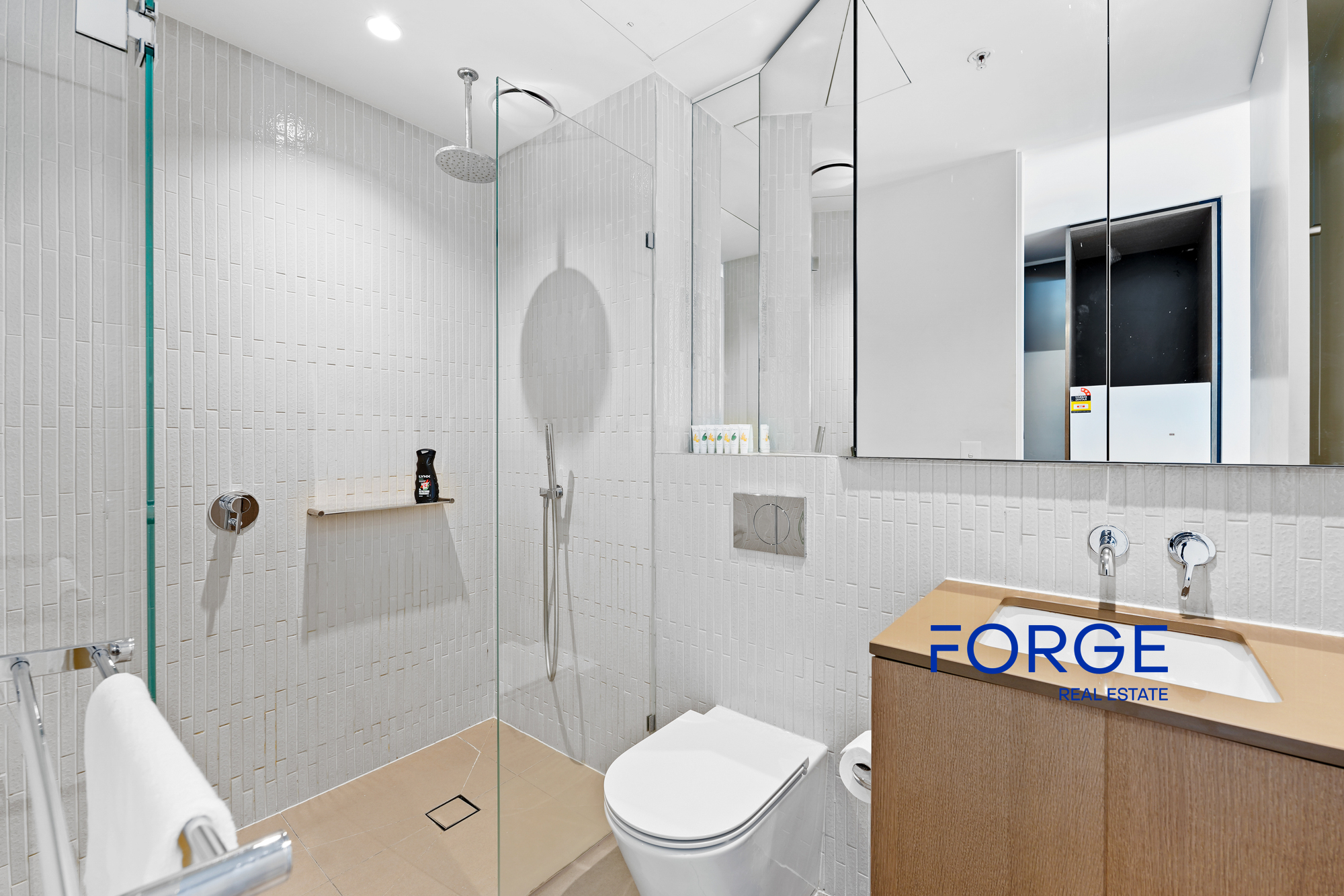 1609 / 11 Bale Circuit, SOUTHBANK