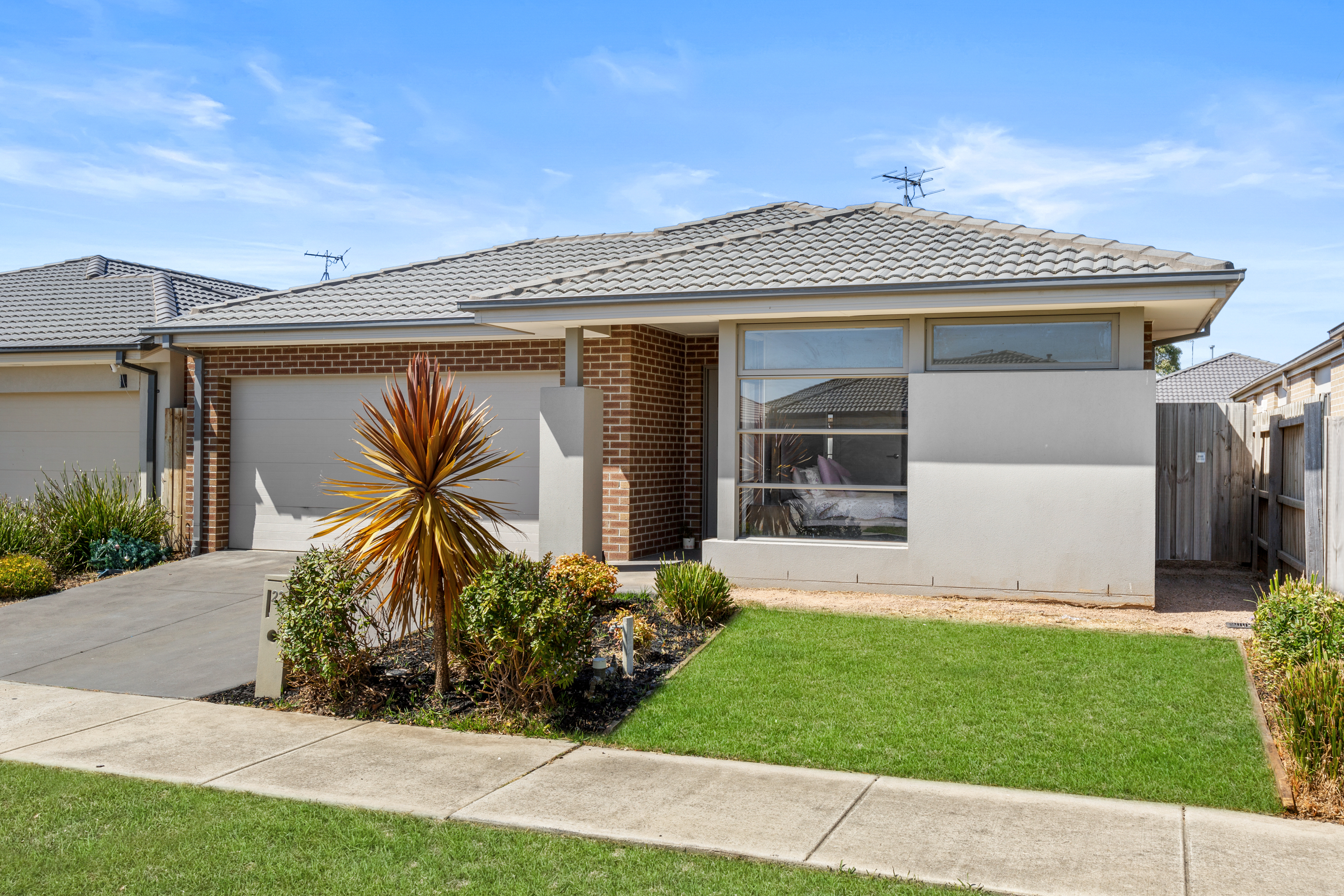 Listing image for 22 Shearwater Drive, ARMSTRONG CREEK  VIC  3217