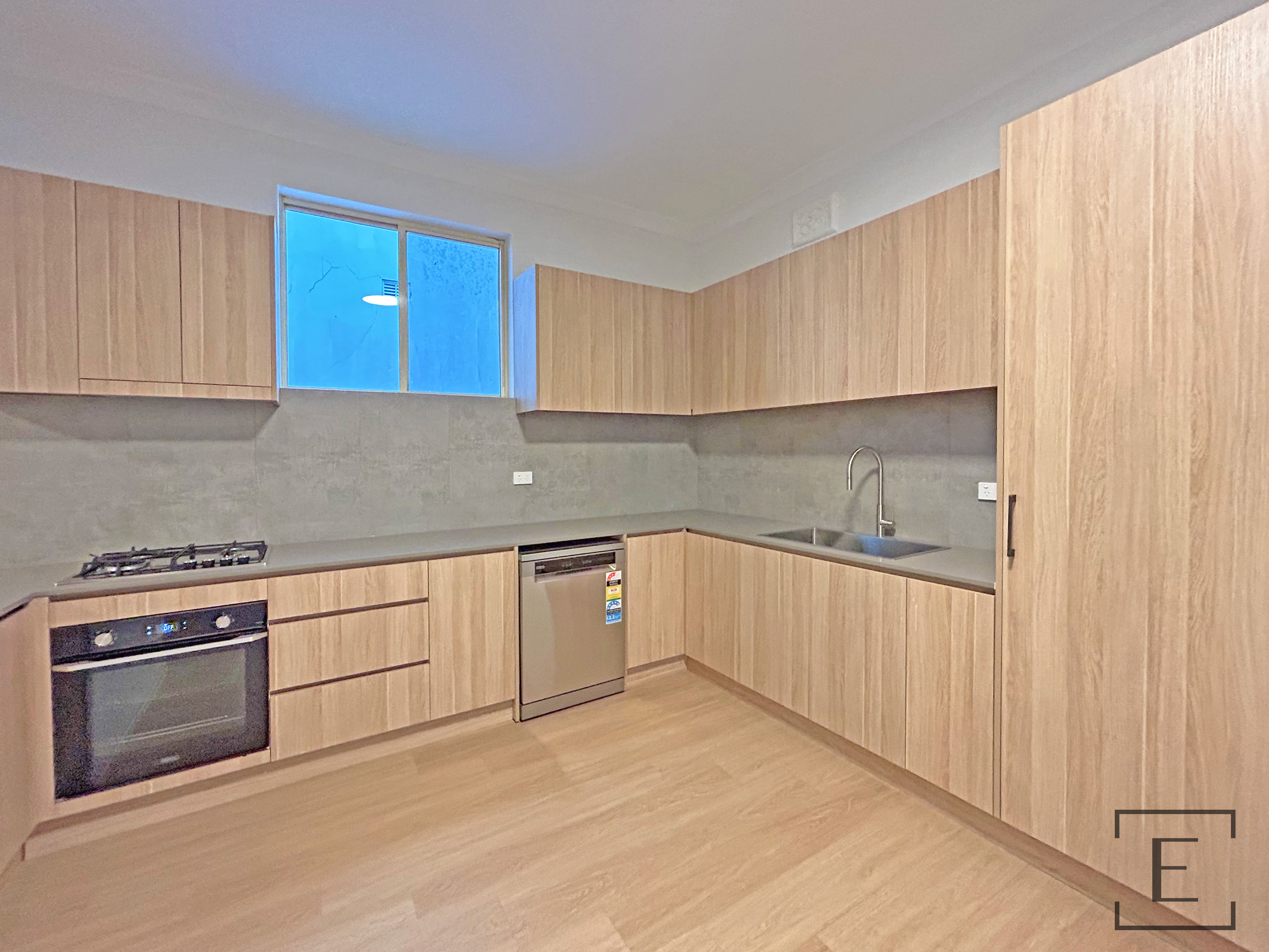 1025 Botany Road, Mascot