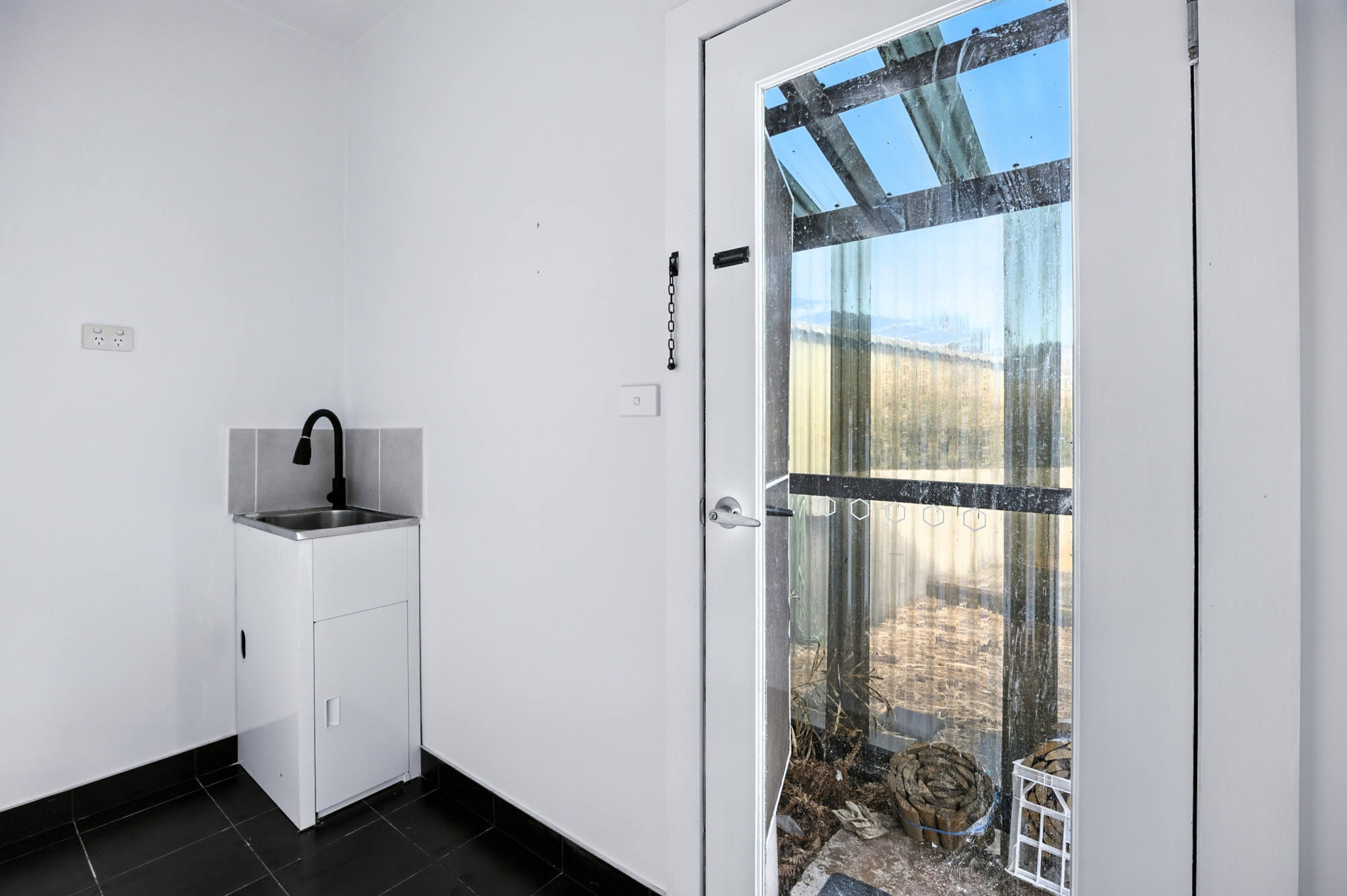 14 Meander Valley Road, Hagley