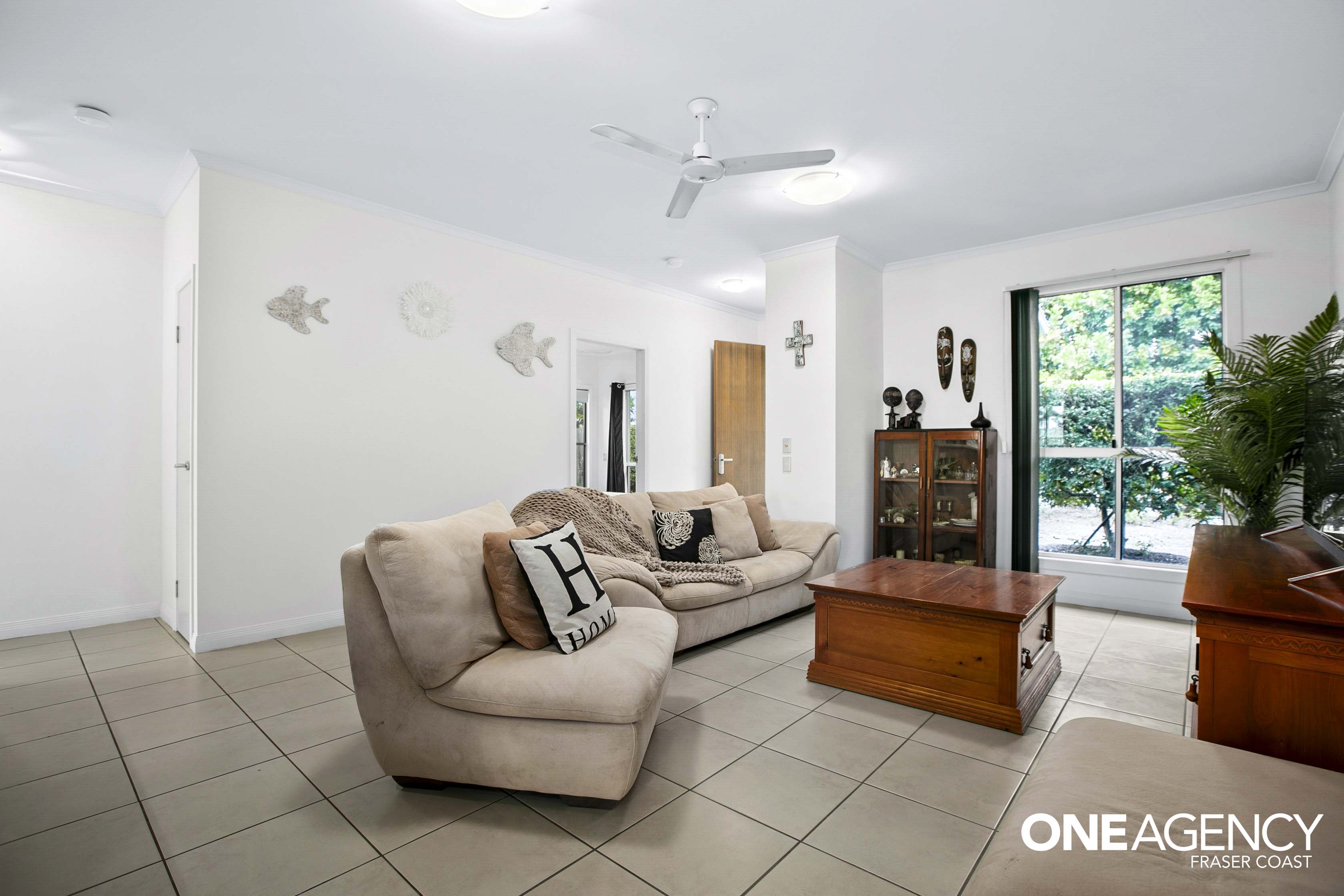 8 / 230 Pulgul Street, Urangan