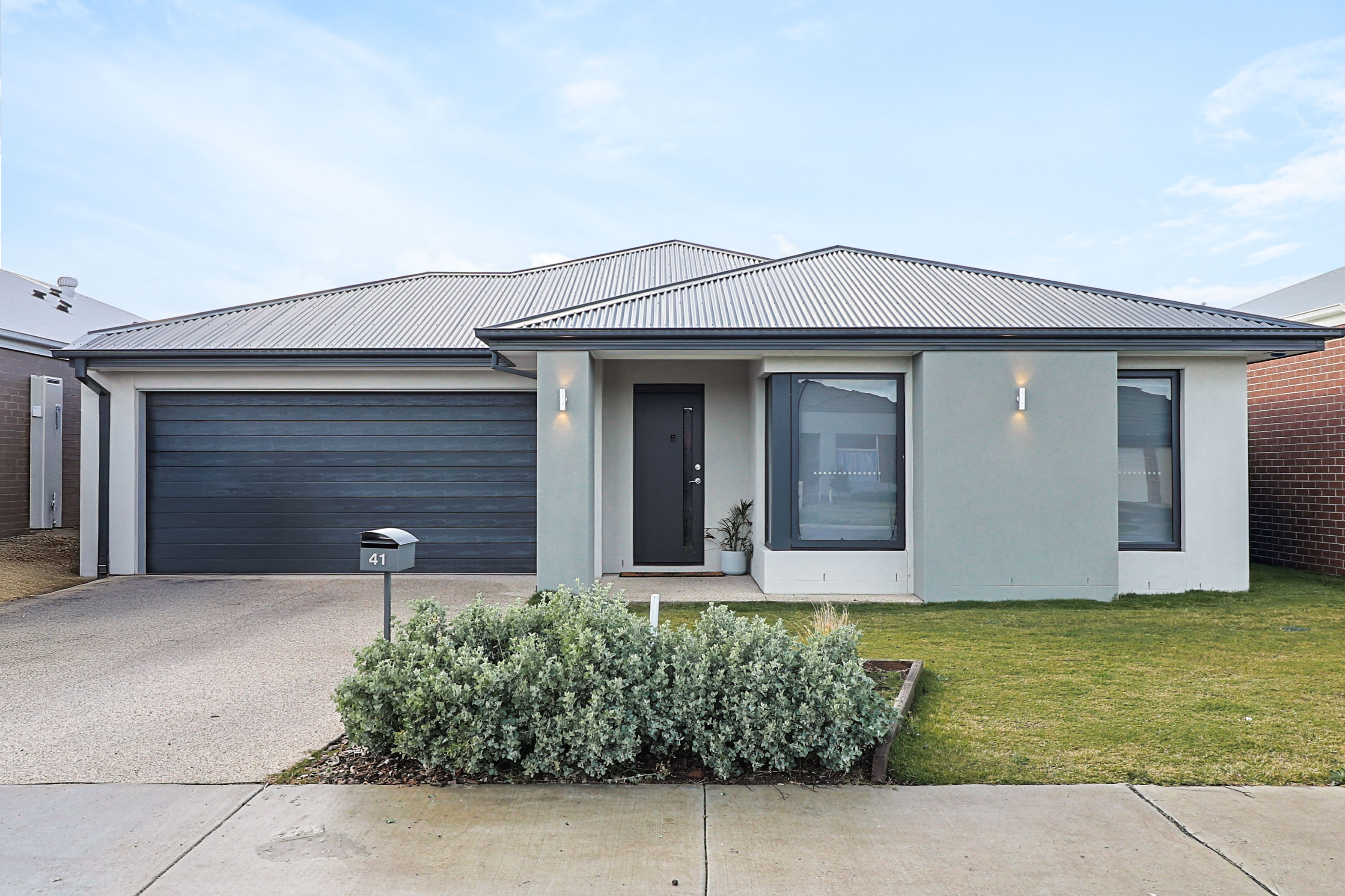 Listing image for 41 Forrest Green Drive, ARMSTRONG CREEK  VIC  3217