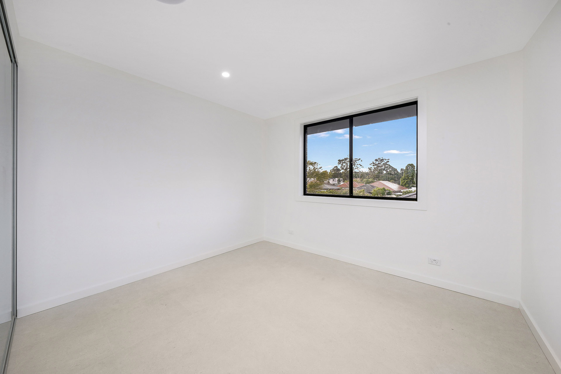 3 and 4 / 10-12 Amy Road, Peakhurst