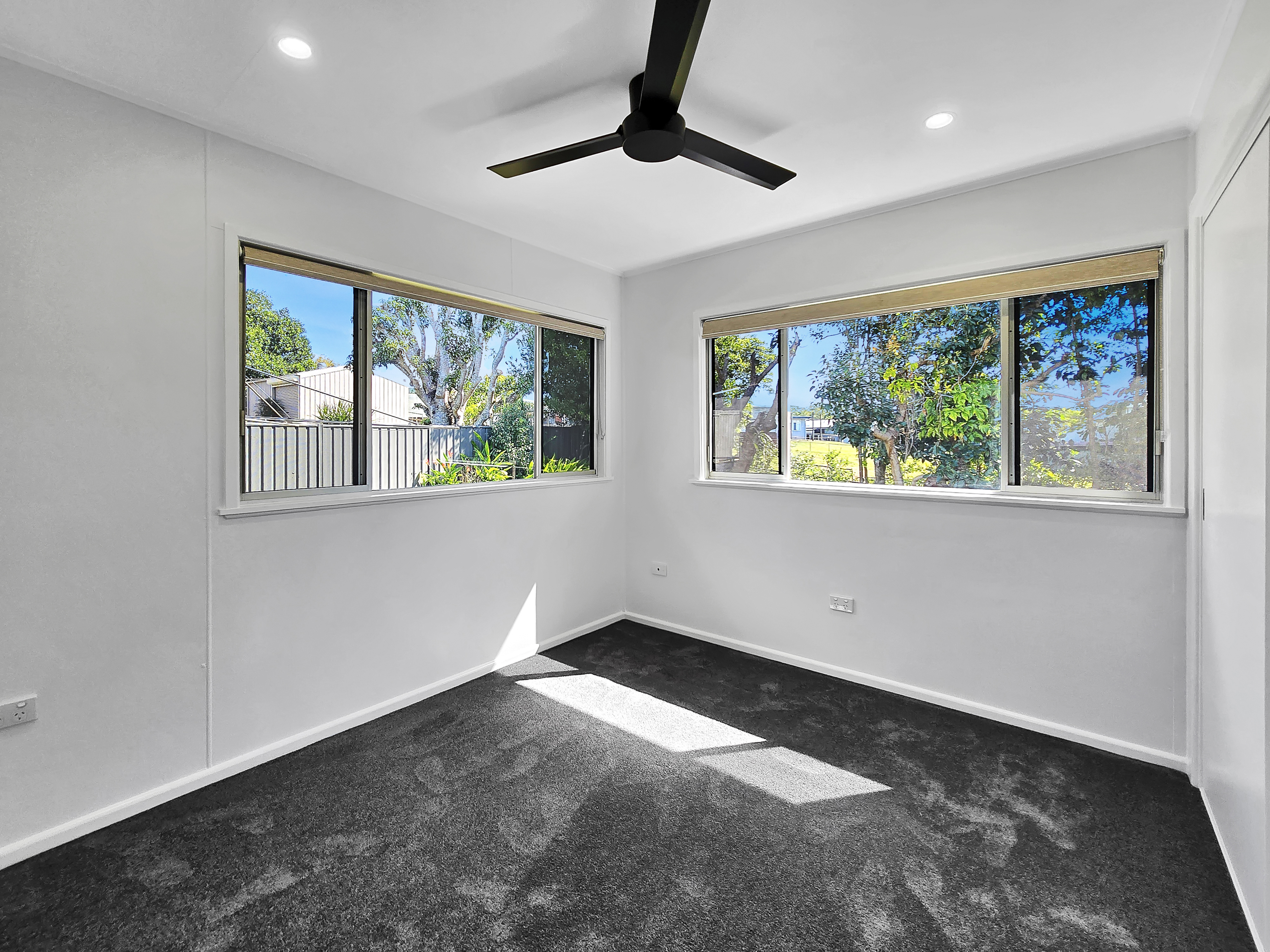 11 Phillips Avenue , Atherton