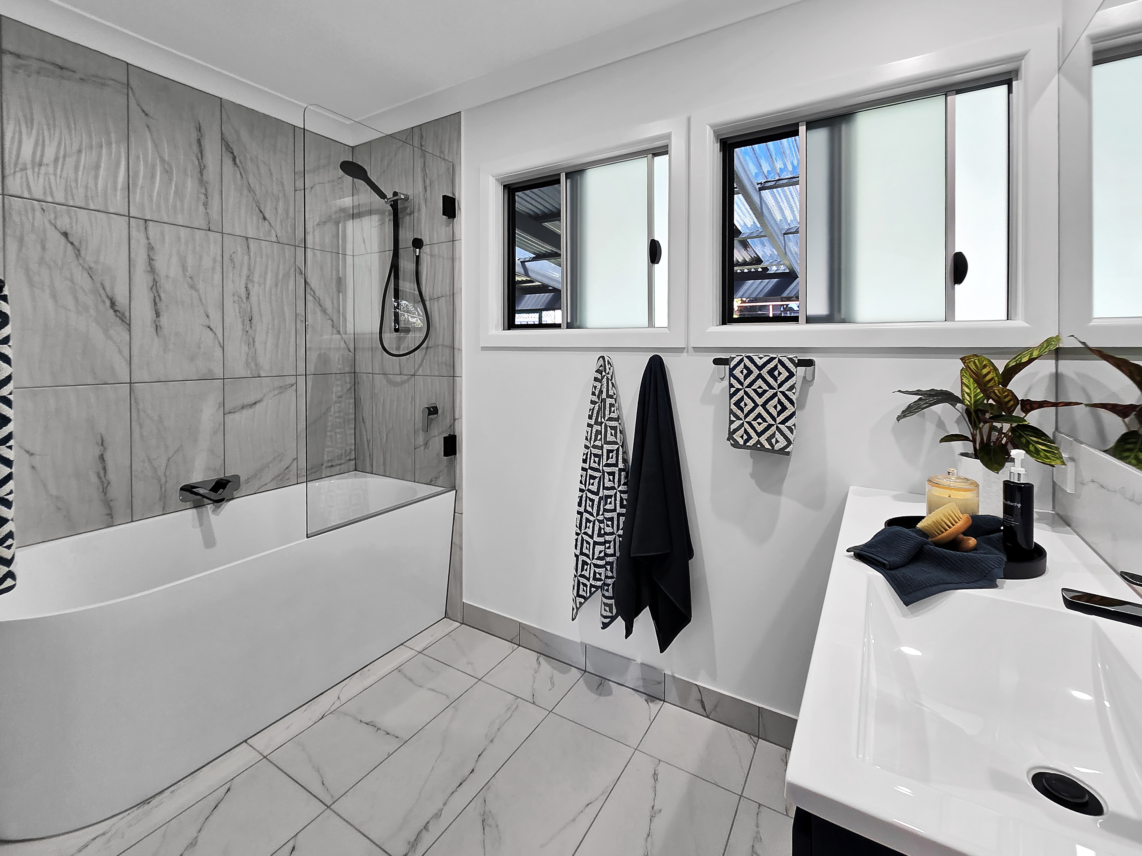 11 Phillips Avenue , Atherton