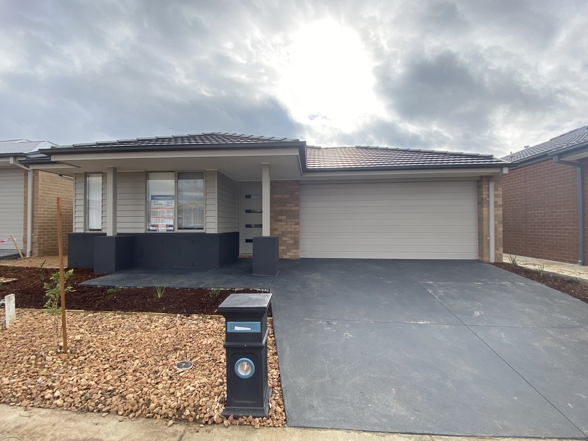 50 Devereux Way, CHARLEMONT