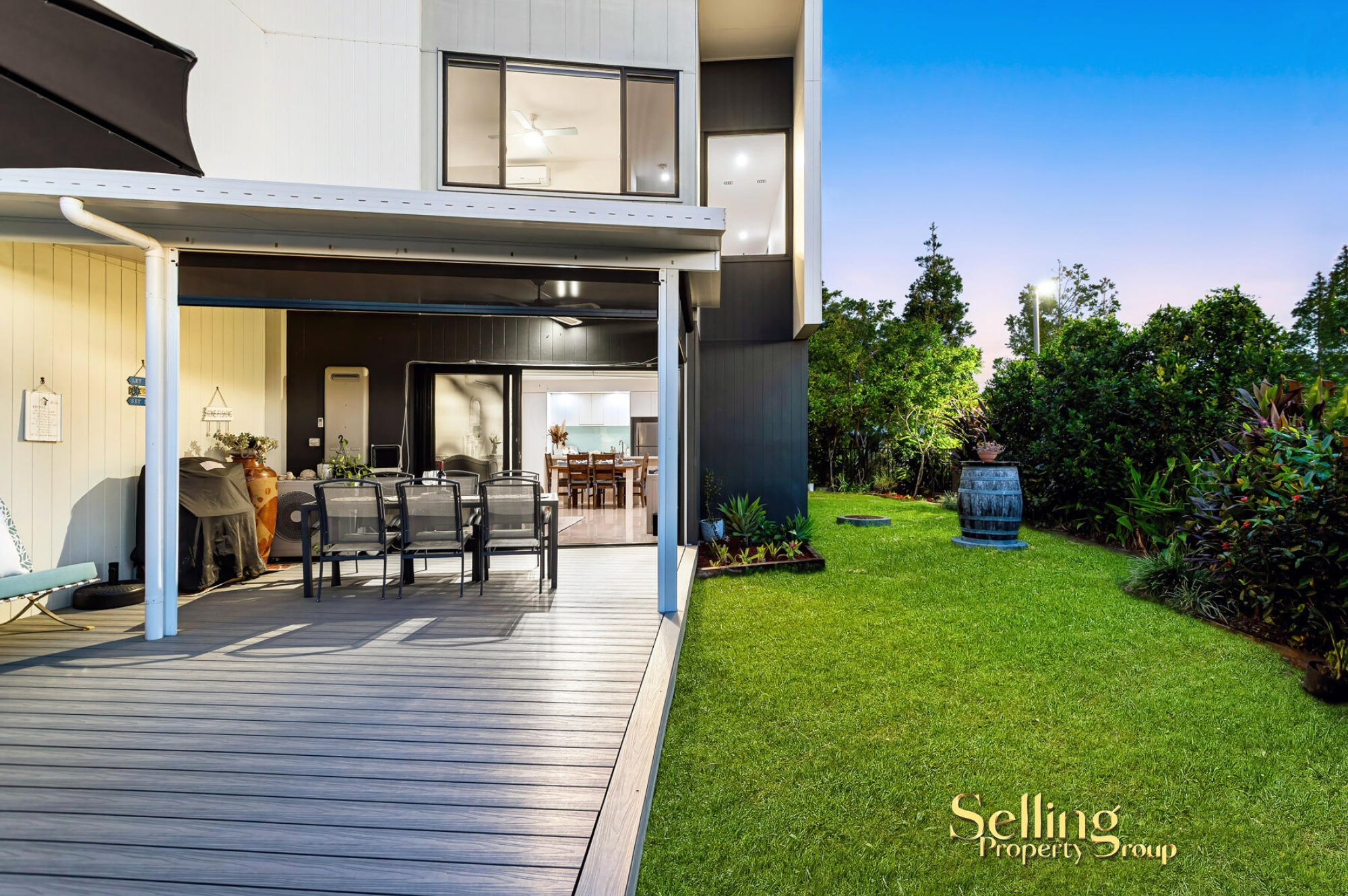 7 Marina Court, Hope Island