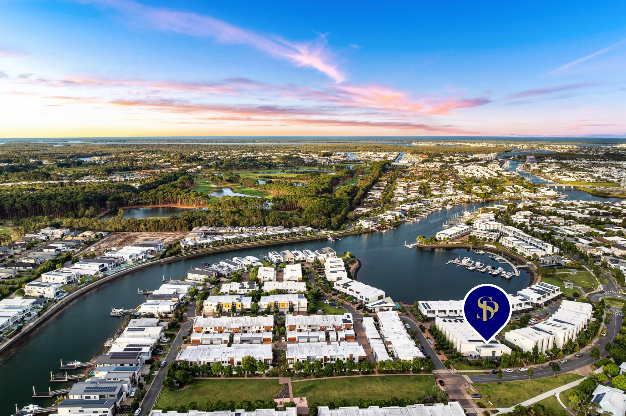 7 Marina Court, Hope Island