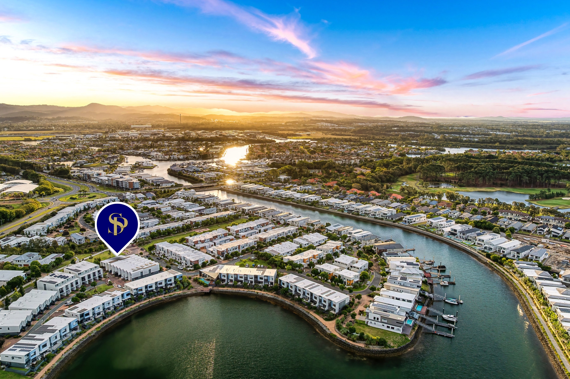 7 Marina Court, Hope Island