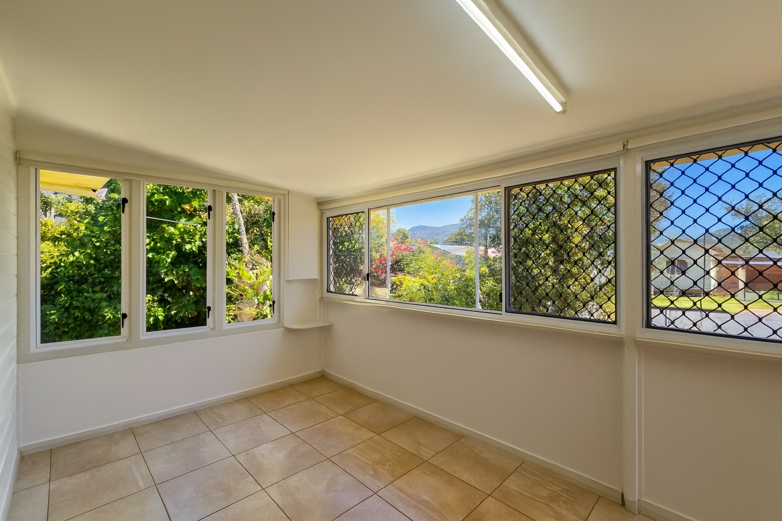 6-8 Lloyd Street, Atherton