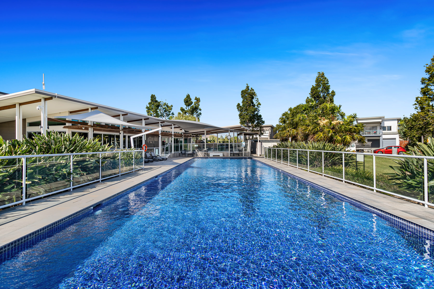 7 Marina Court, Hope Island