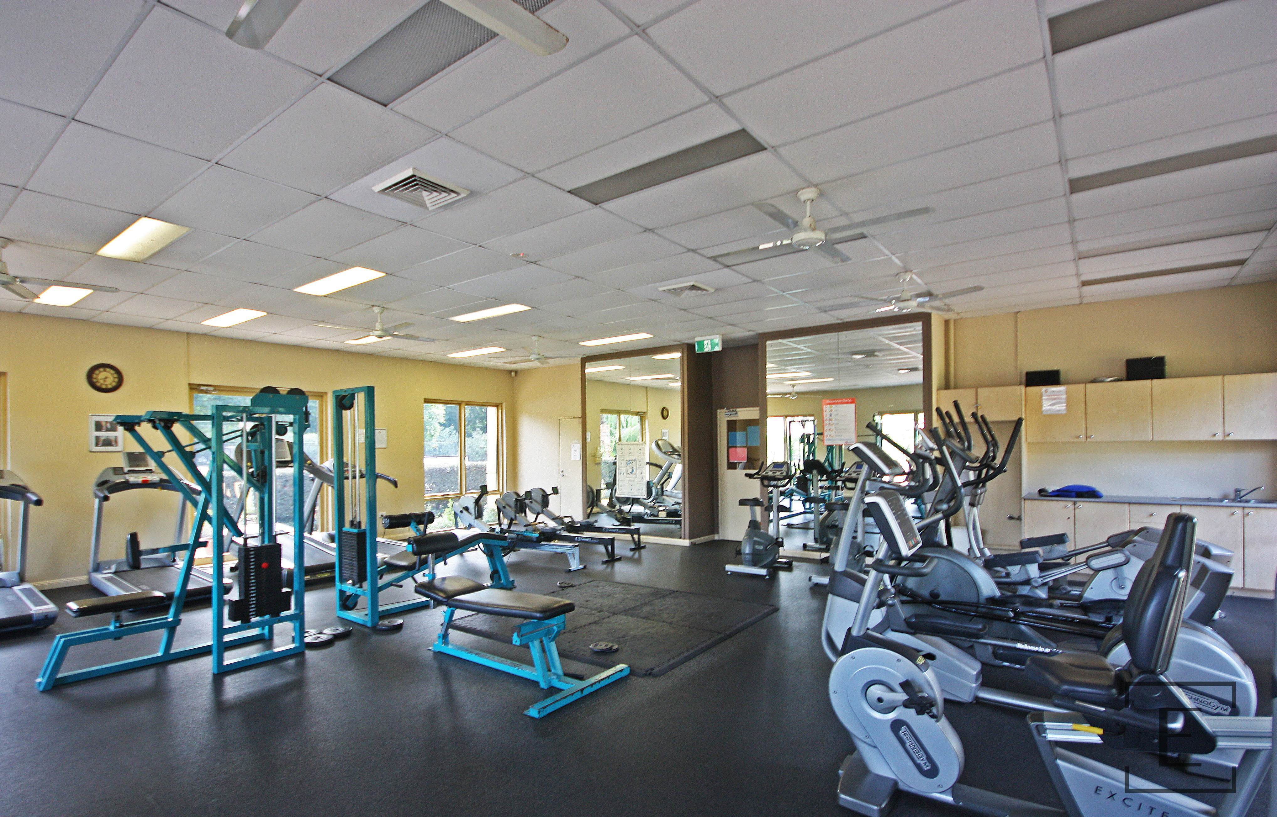 607 / 8 Wentworth Drive, Liberty Grove