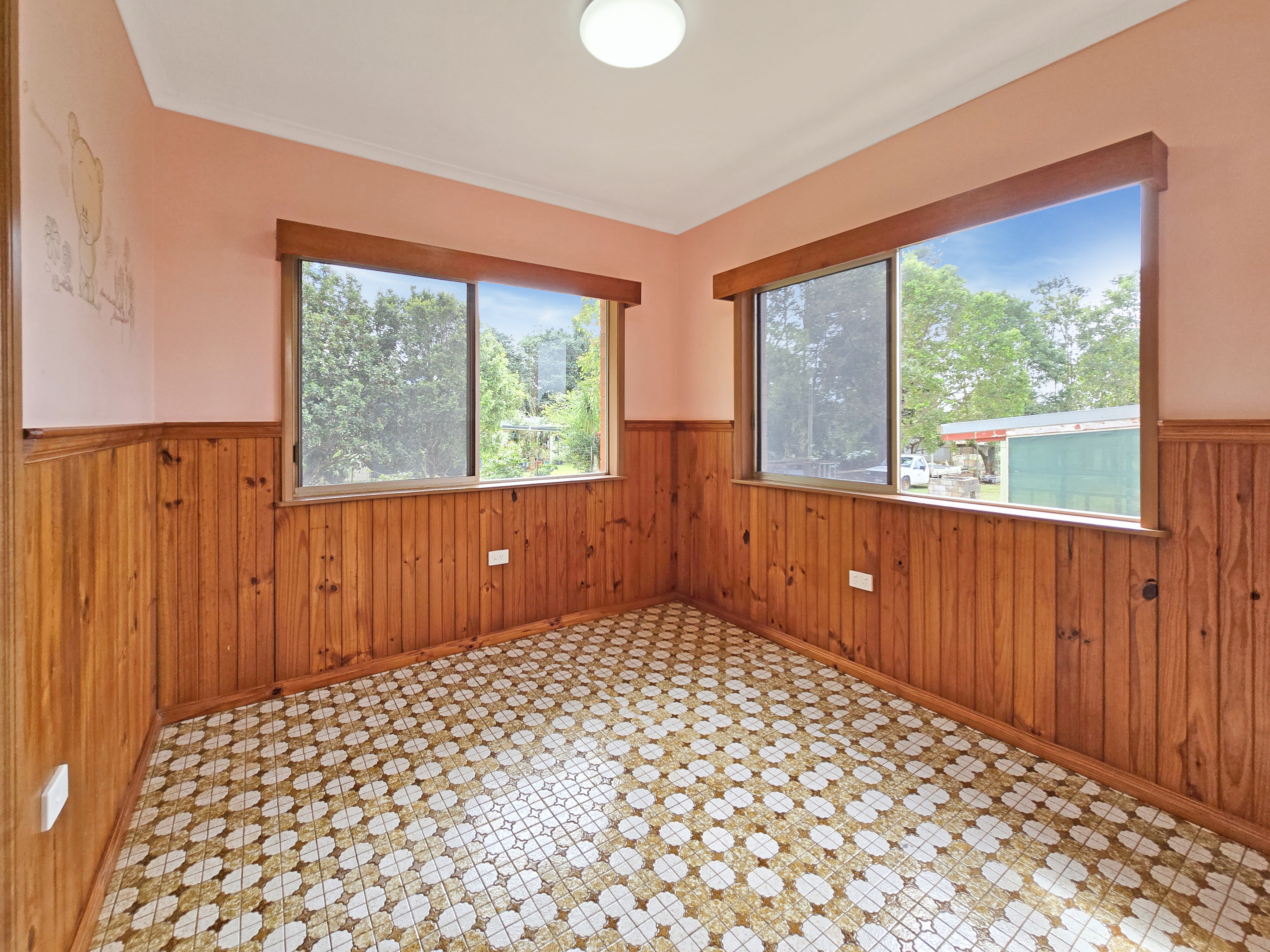 2 Mountain View Drive, Atherton