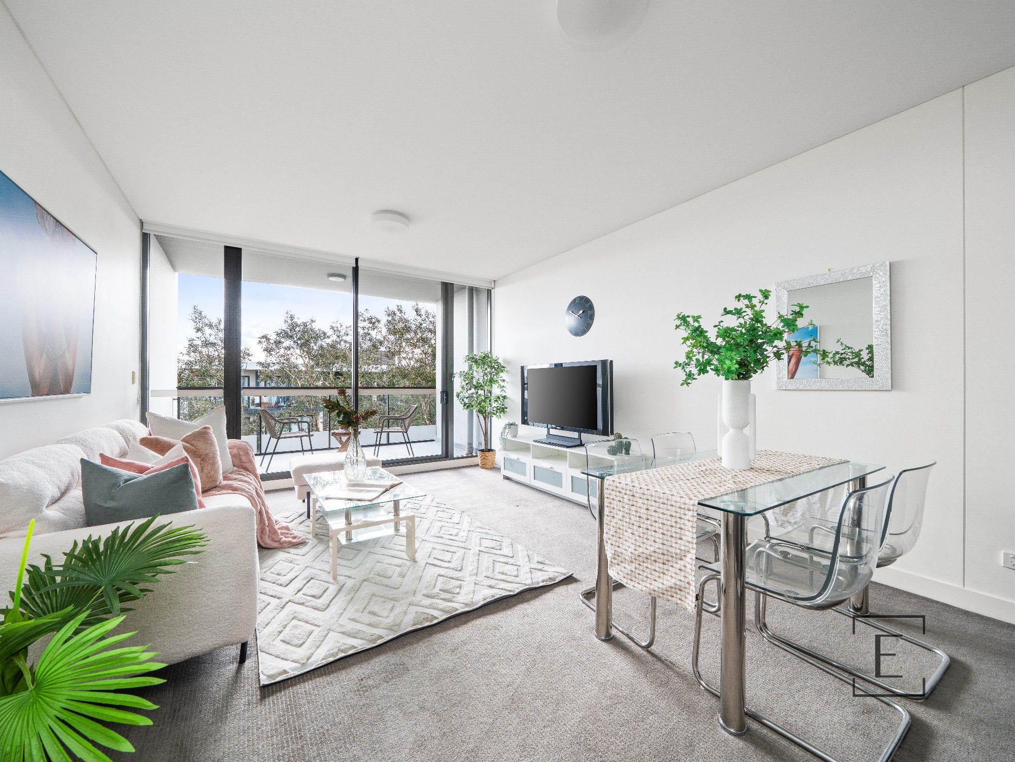 D504 / 14J Mentmore Avenue, Rosebery