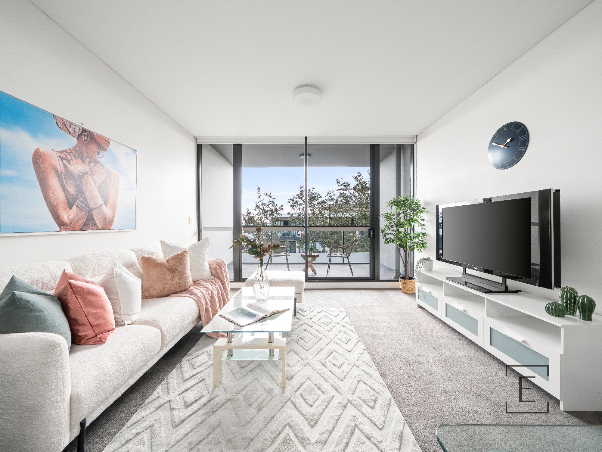 D504 / 14J Mentmore Avenue, Rosebery