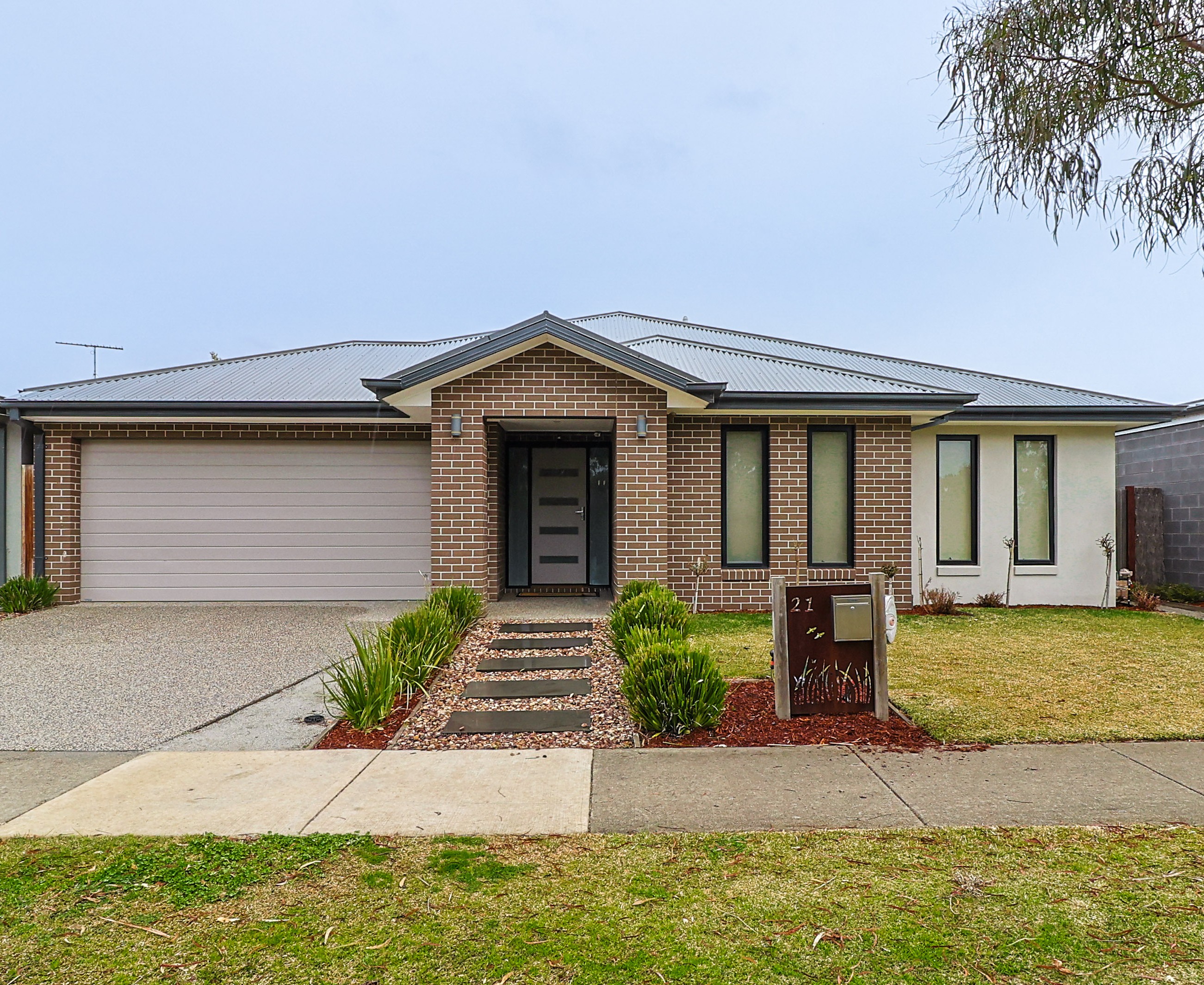 Listing image for 21 Ambrosia Drive, ARMSTRONG CREEK  VIC  3217