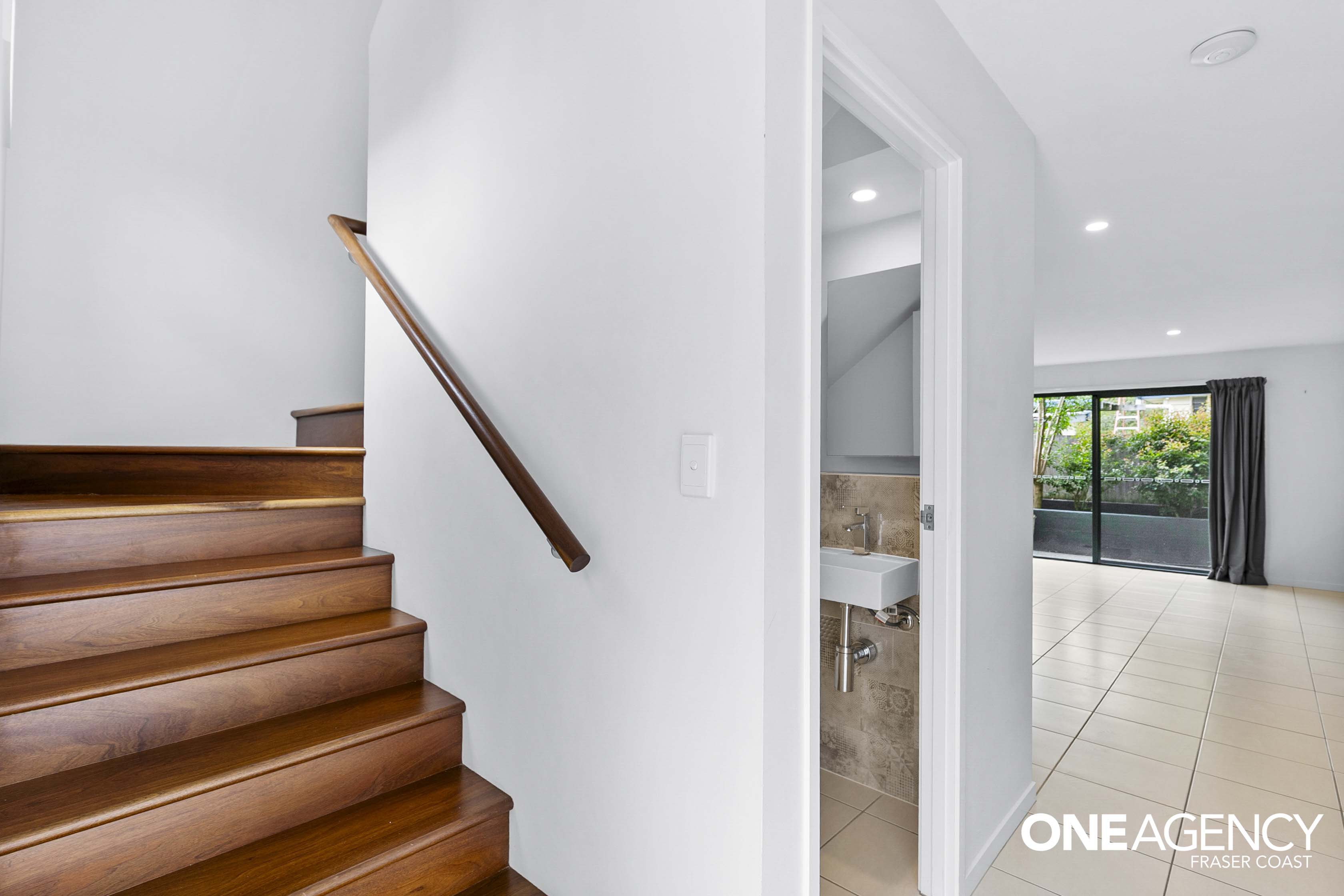 2 / 104 Torquay Road, Scarness