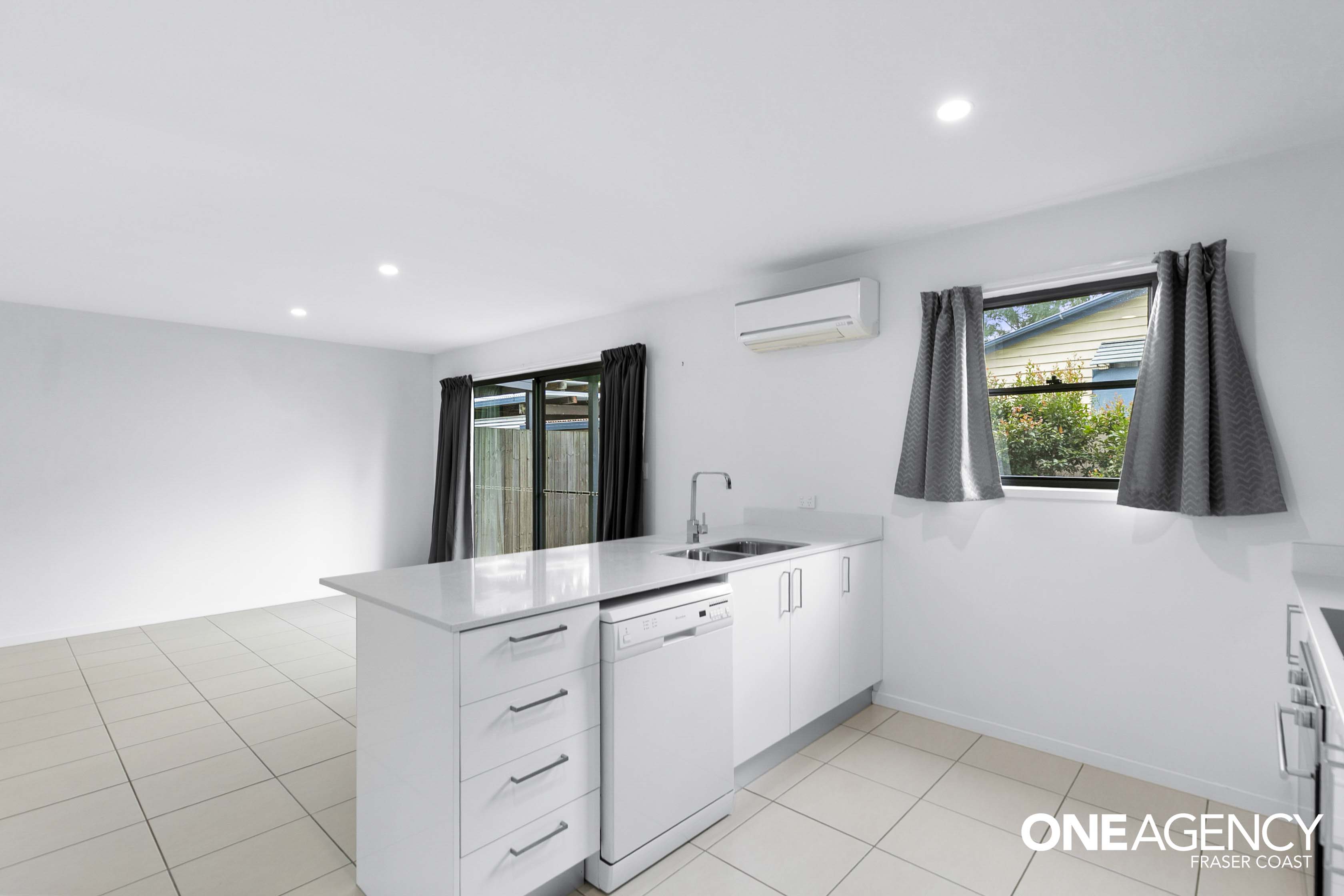 2 / 104 Torquay Road, Scarness