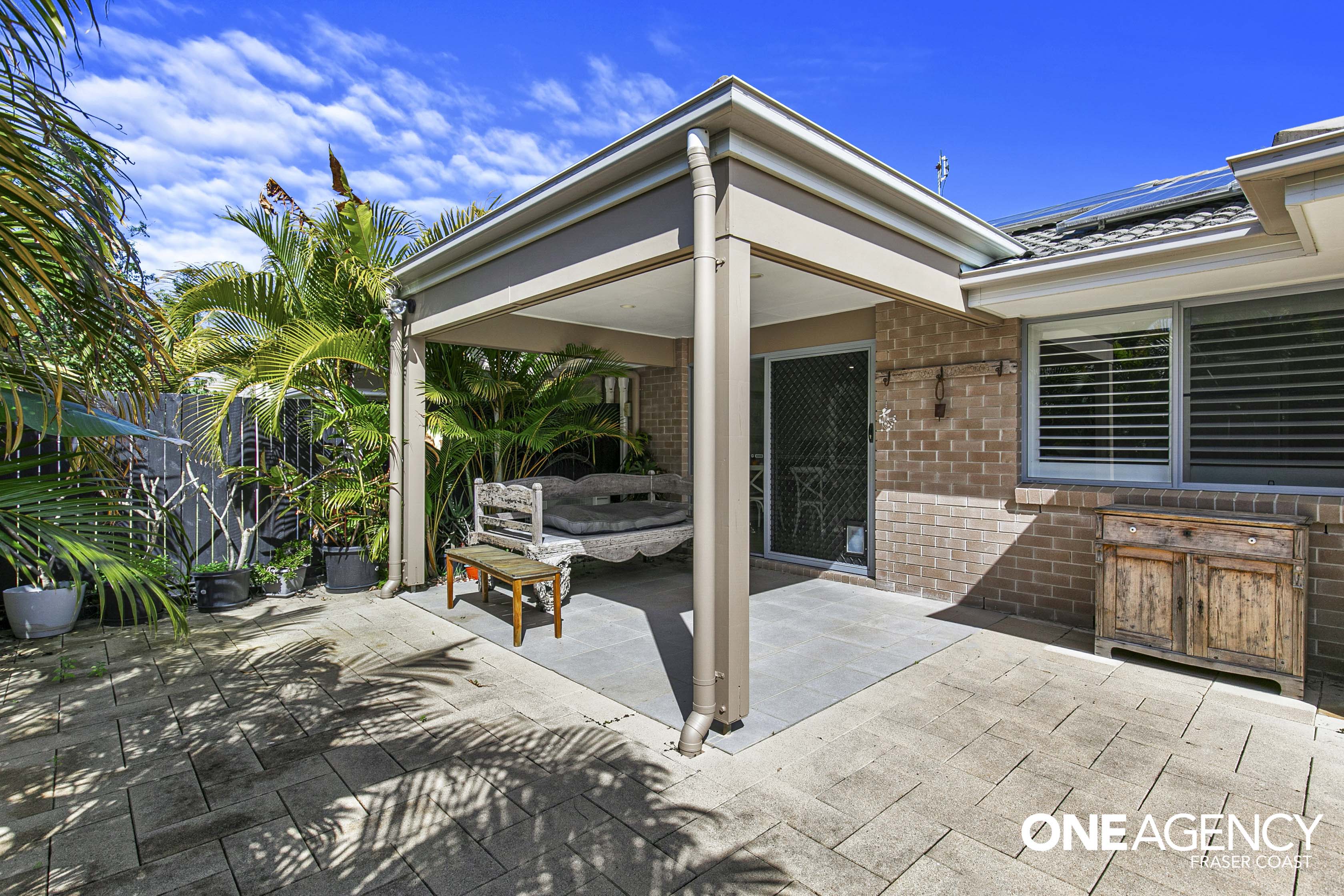 110 / 230 Pulgul Street, Urangan