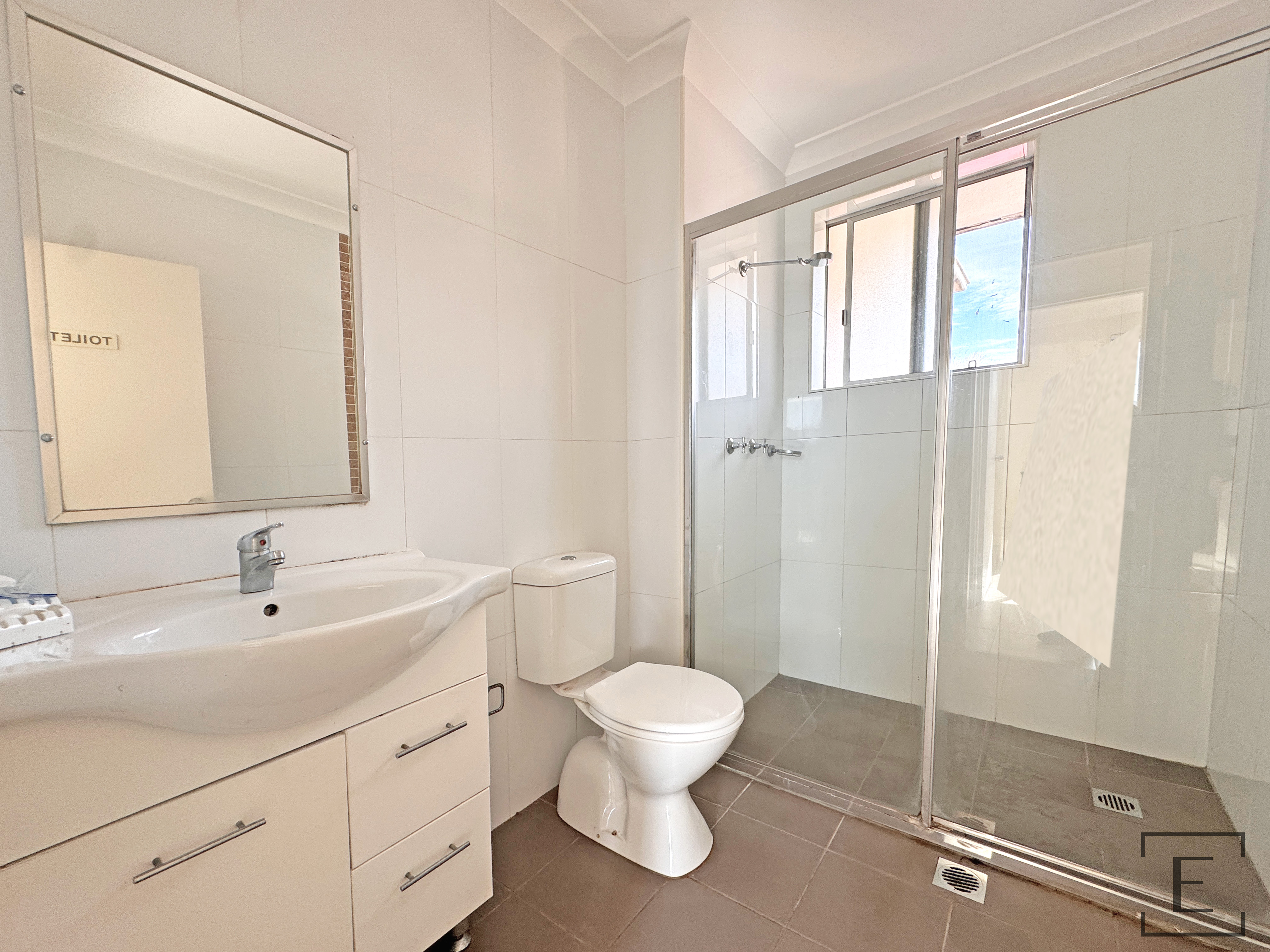 4 / 75 Denman Avenue, Wiley Park