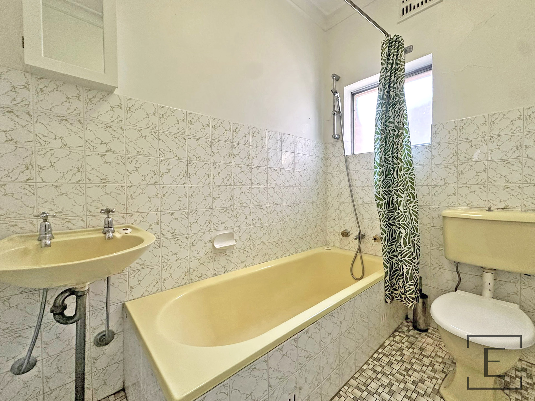 15 Beaconsfield Avenue, Concord