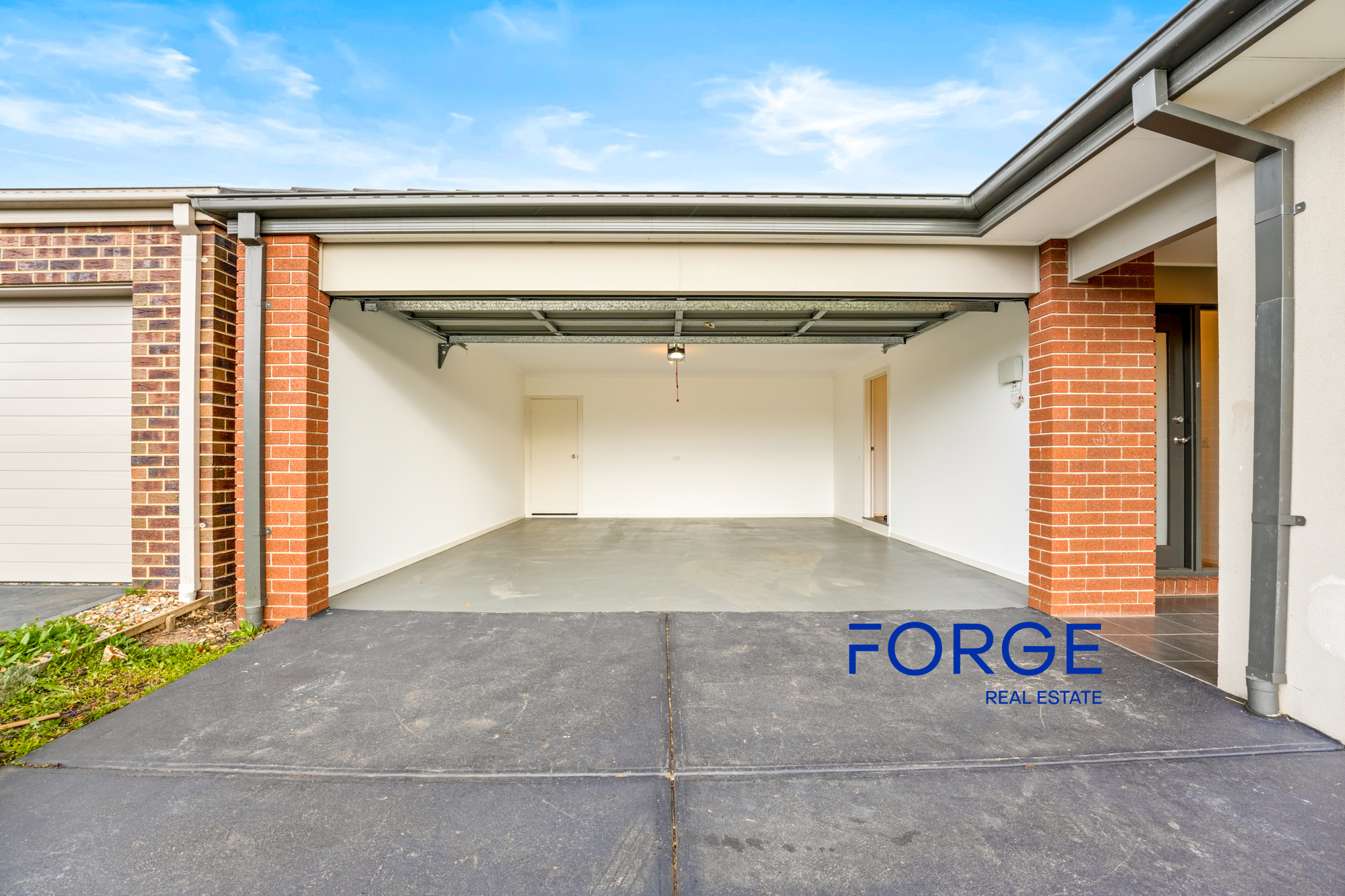 57 Solitude Crescent, POINT COOK