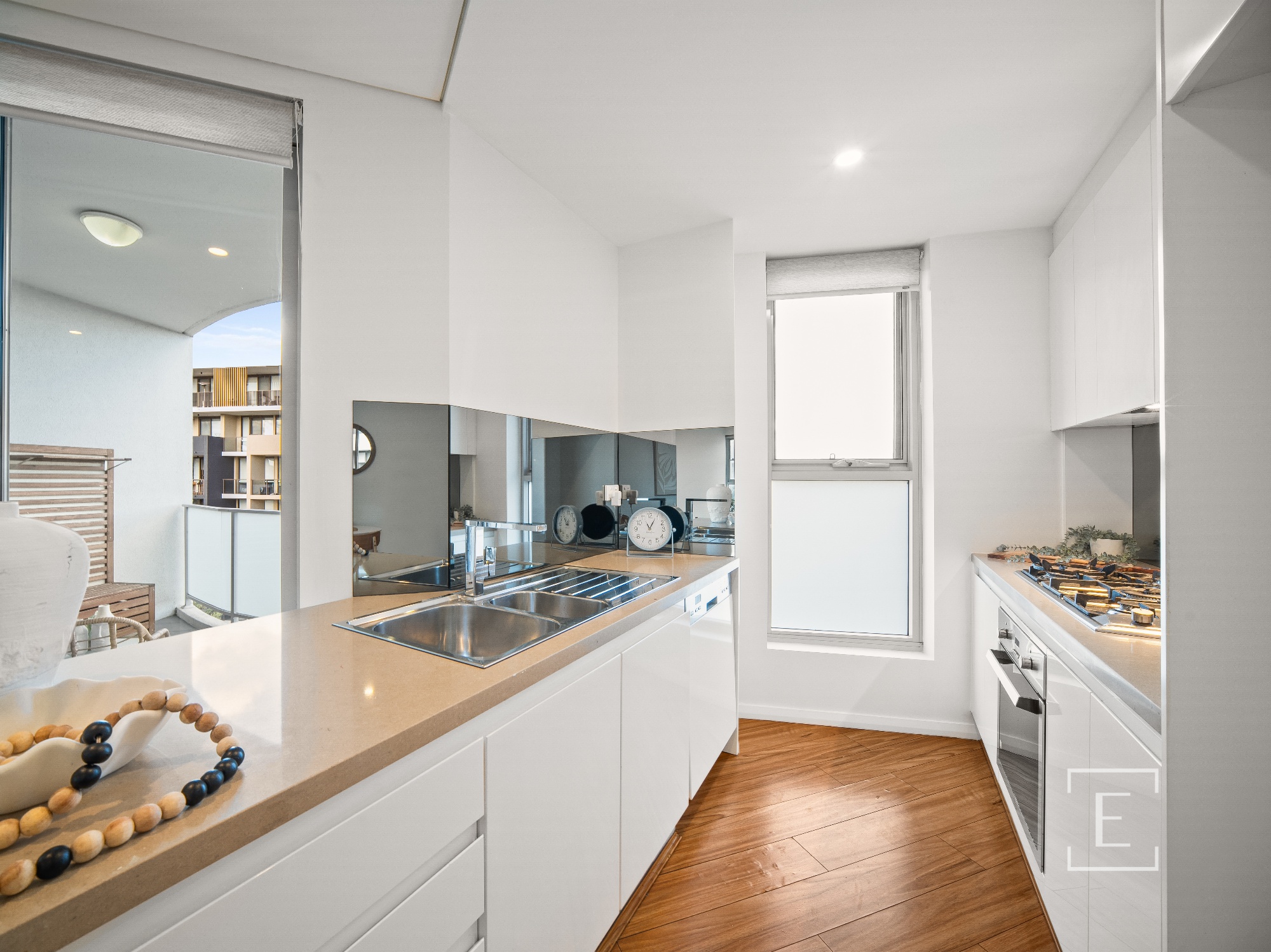 33 / 50 Loftus Crescent, Homebush