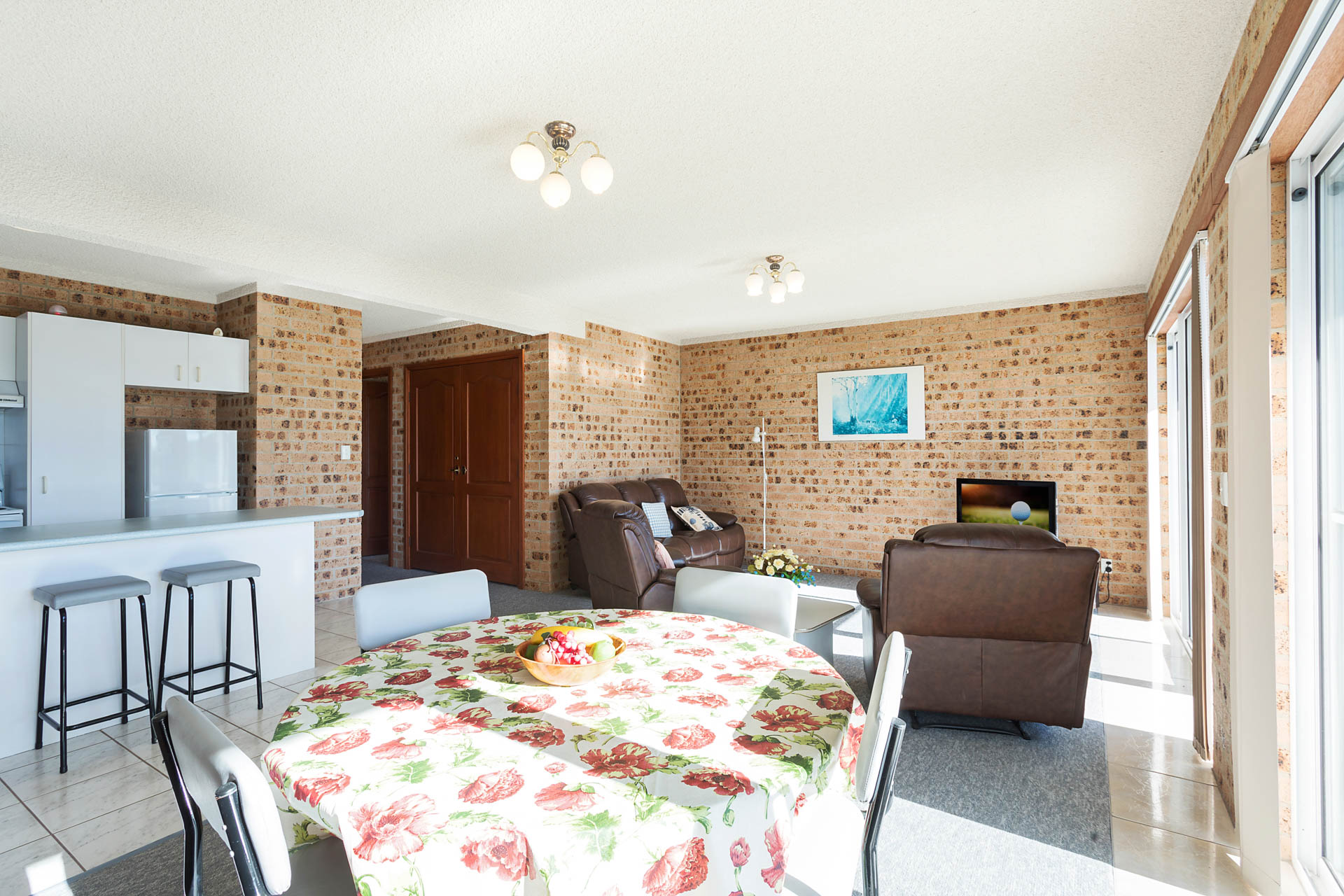 2 / 4 Montague Street, Narooma