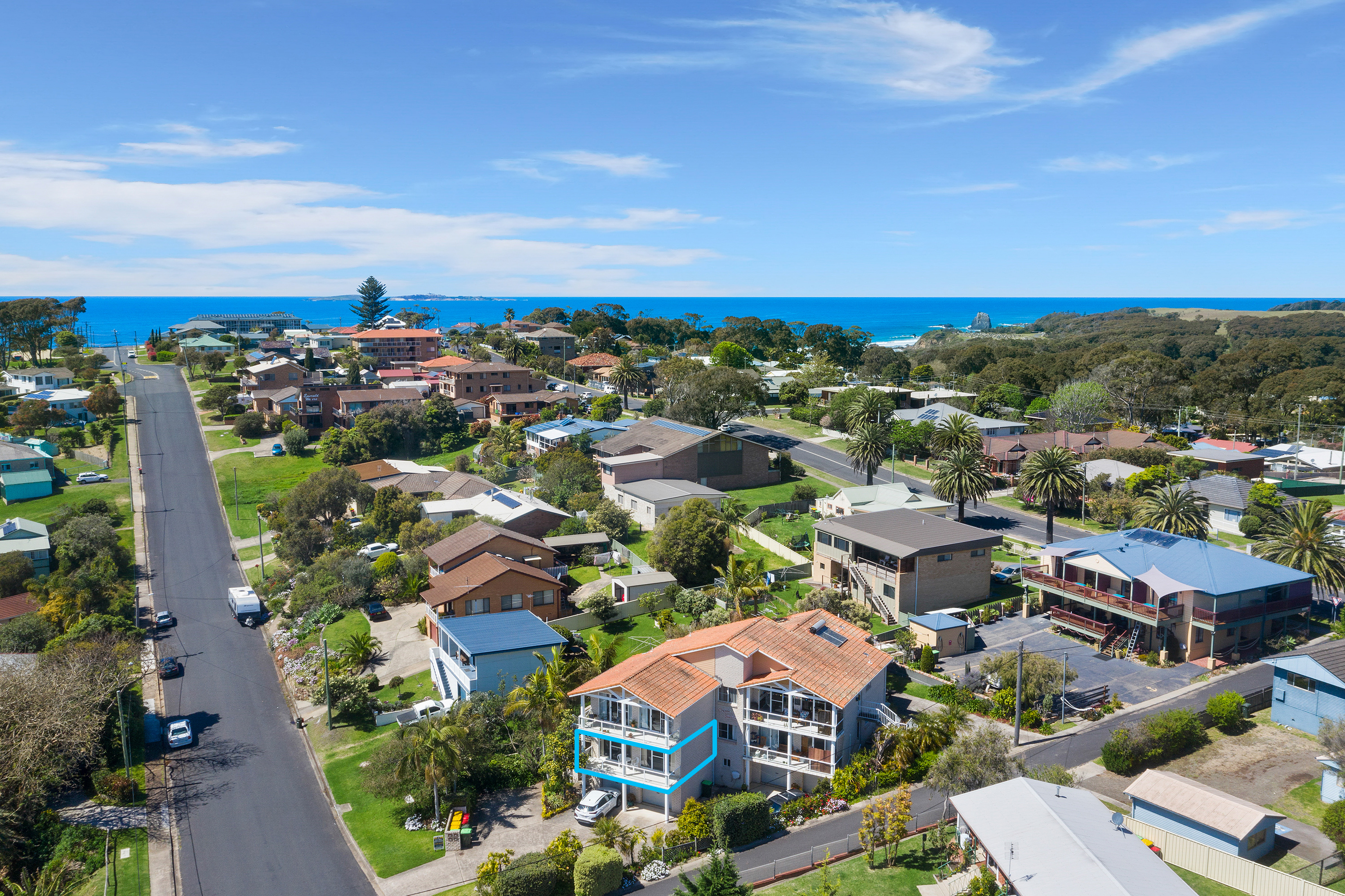 2 / 4 Montague Street, Narooma