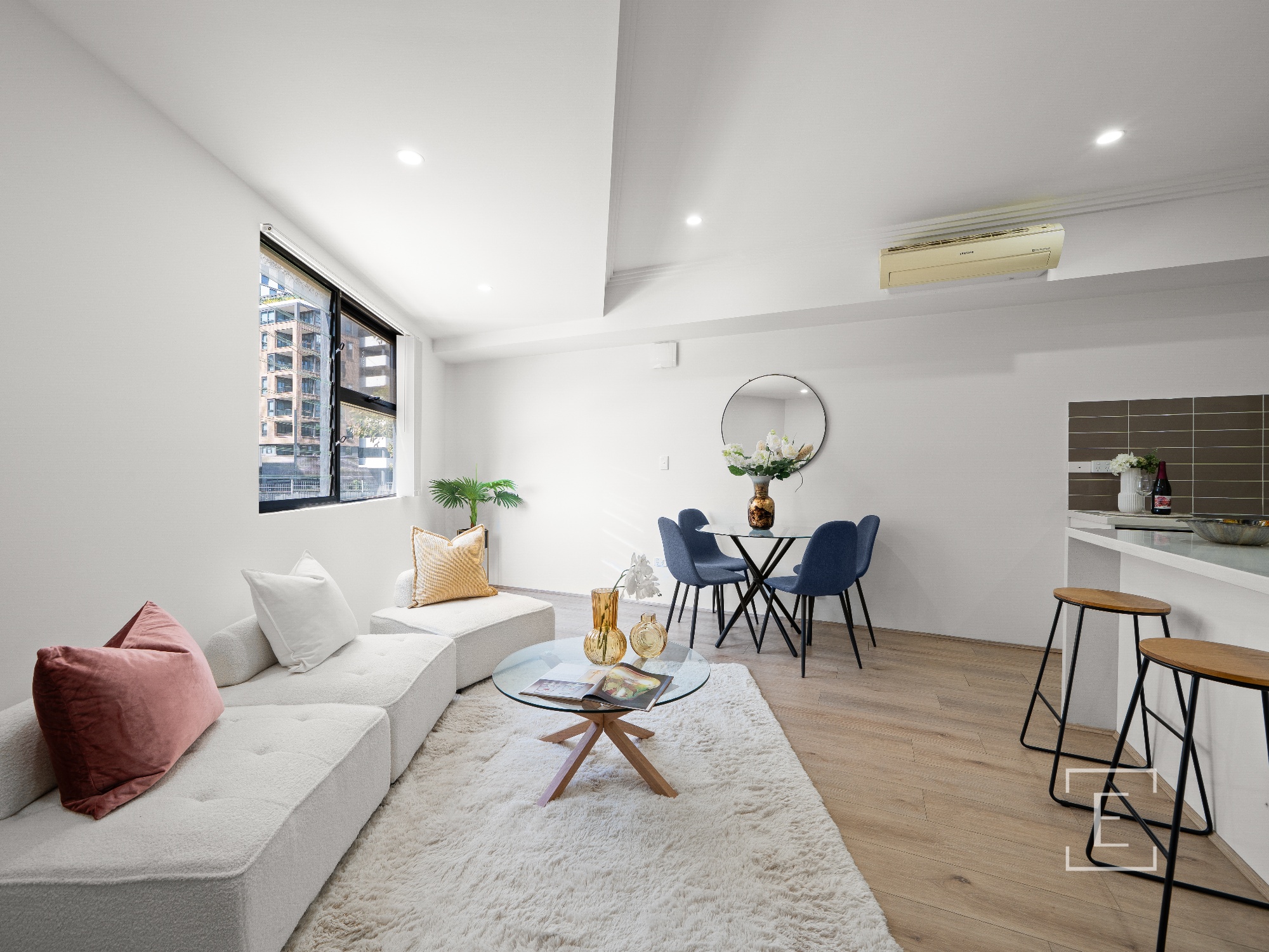 2 / 6 Station Street, Homebush
