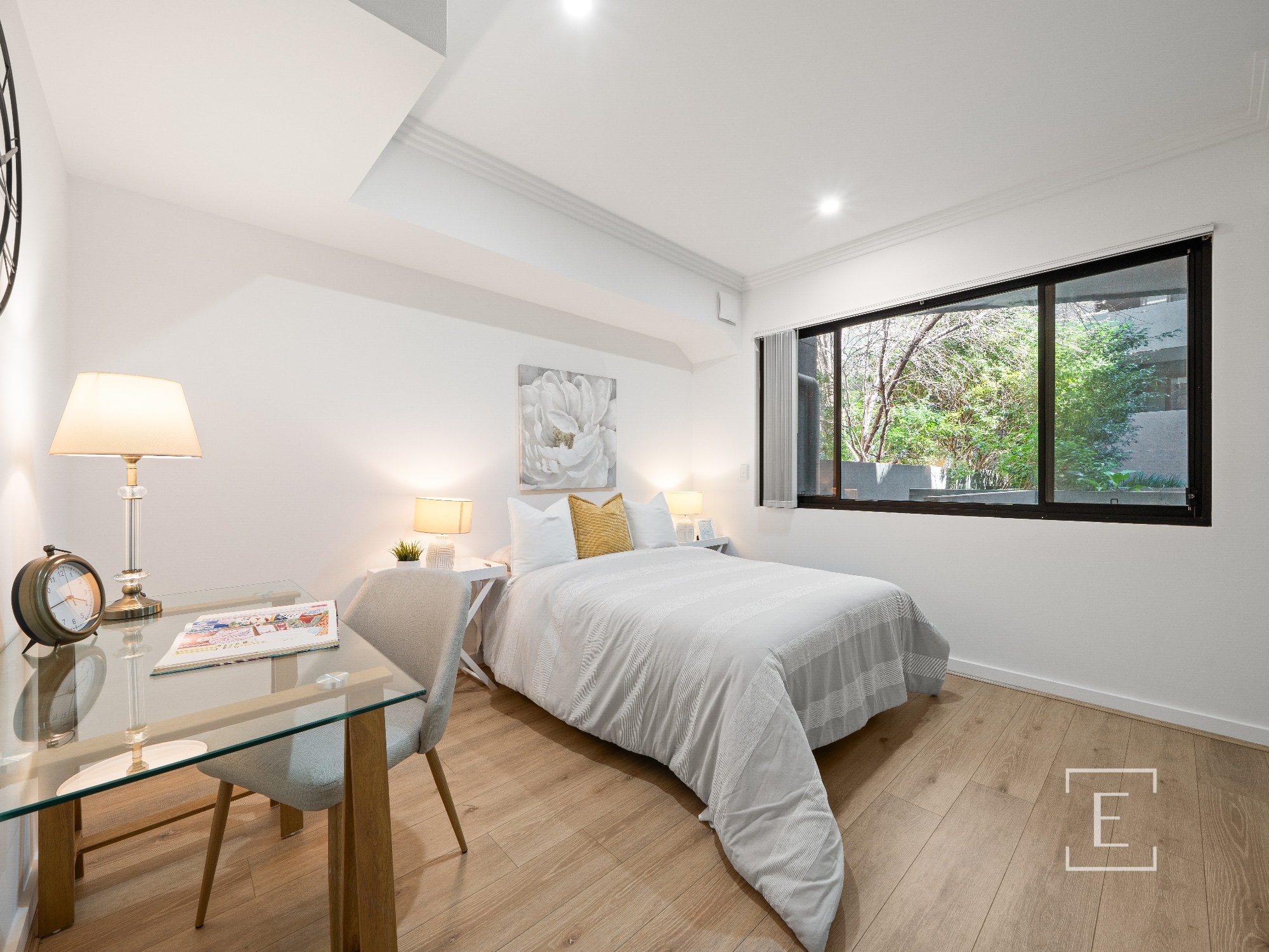 2 / 6 Station Street, Homebush
