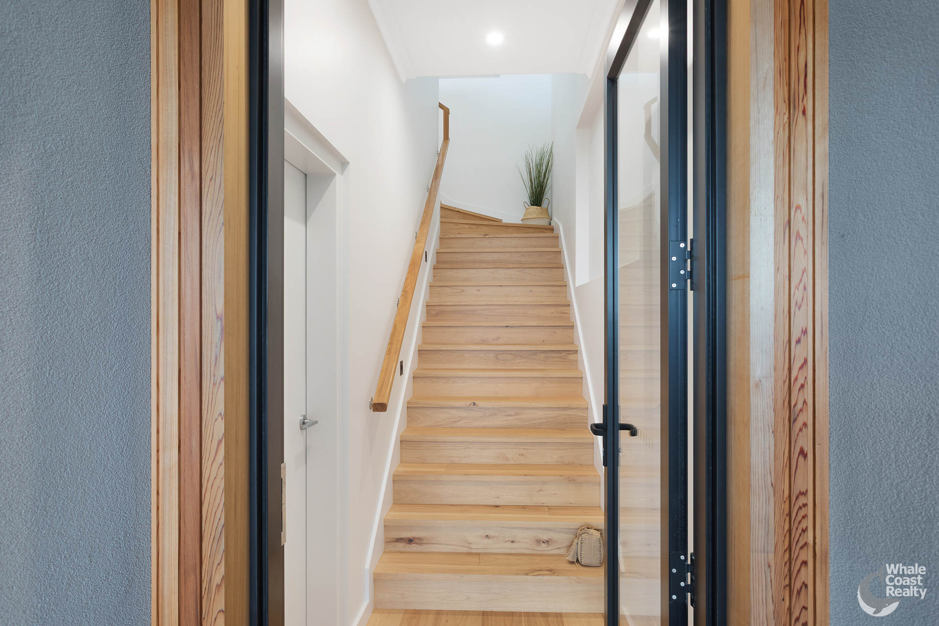 73 Dalmeny Drive, Kianga