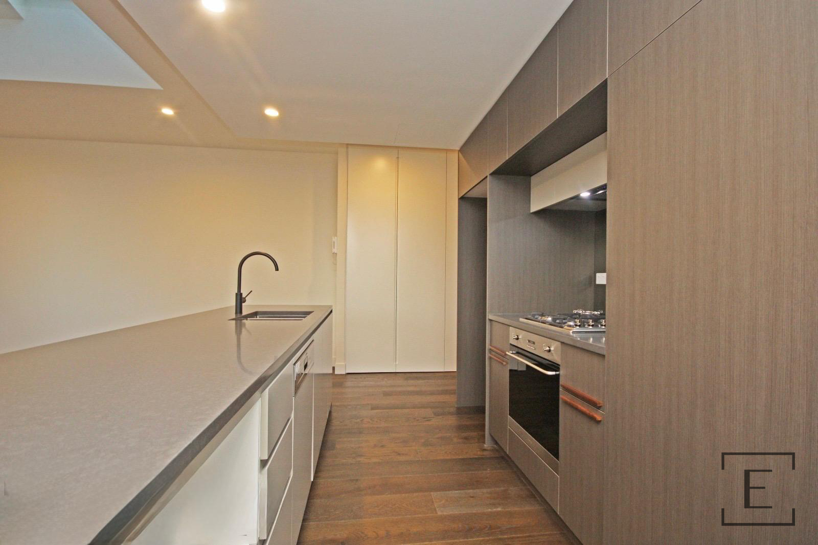 A325 / 3 McKinnon Avenue, Five Dock