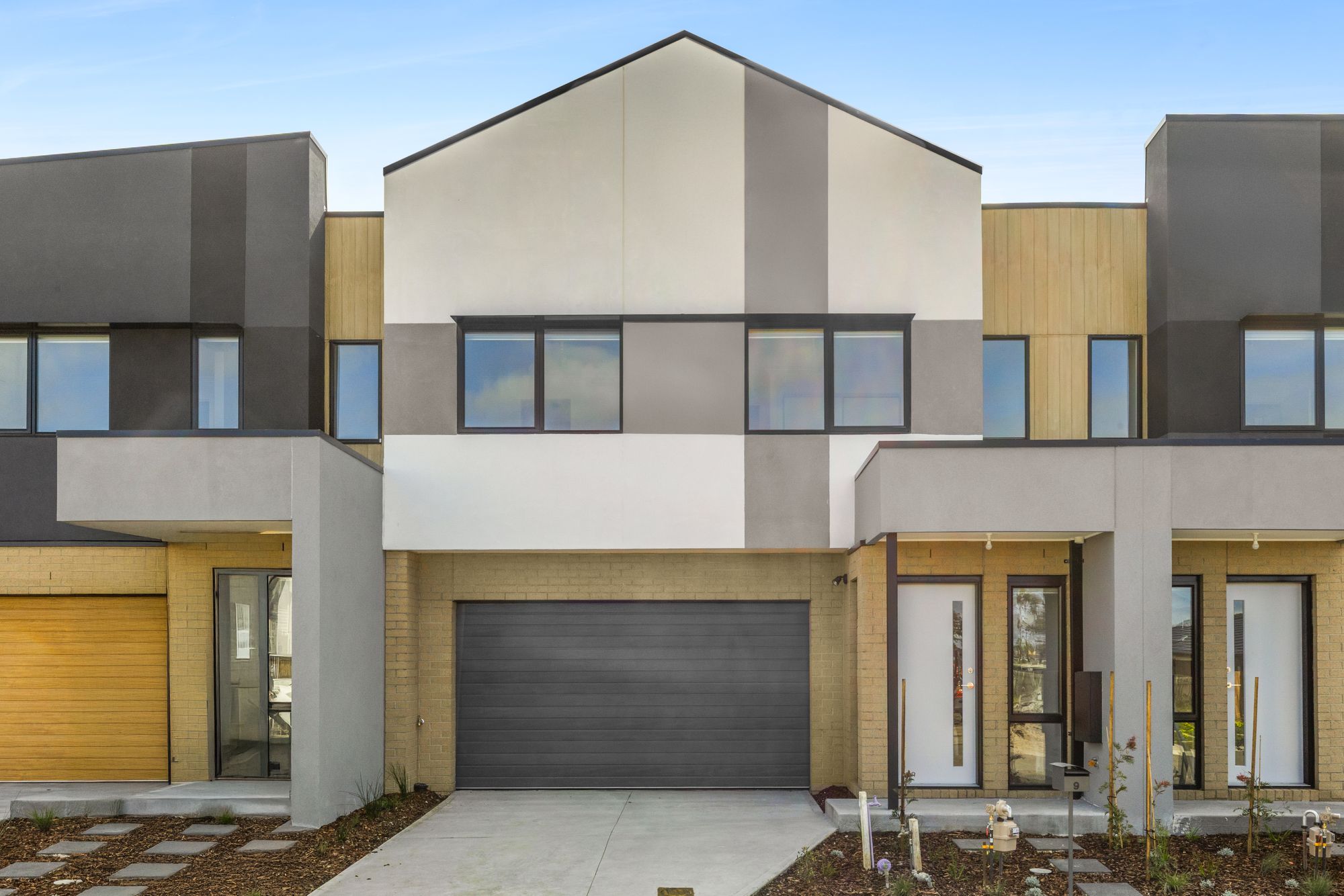 Listing image for 9 Consaw Street, ARMSTRONG CREEK  VIC  3217