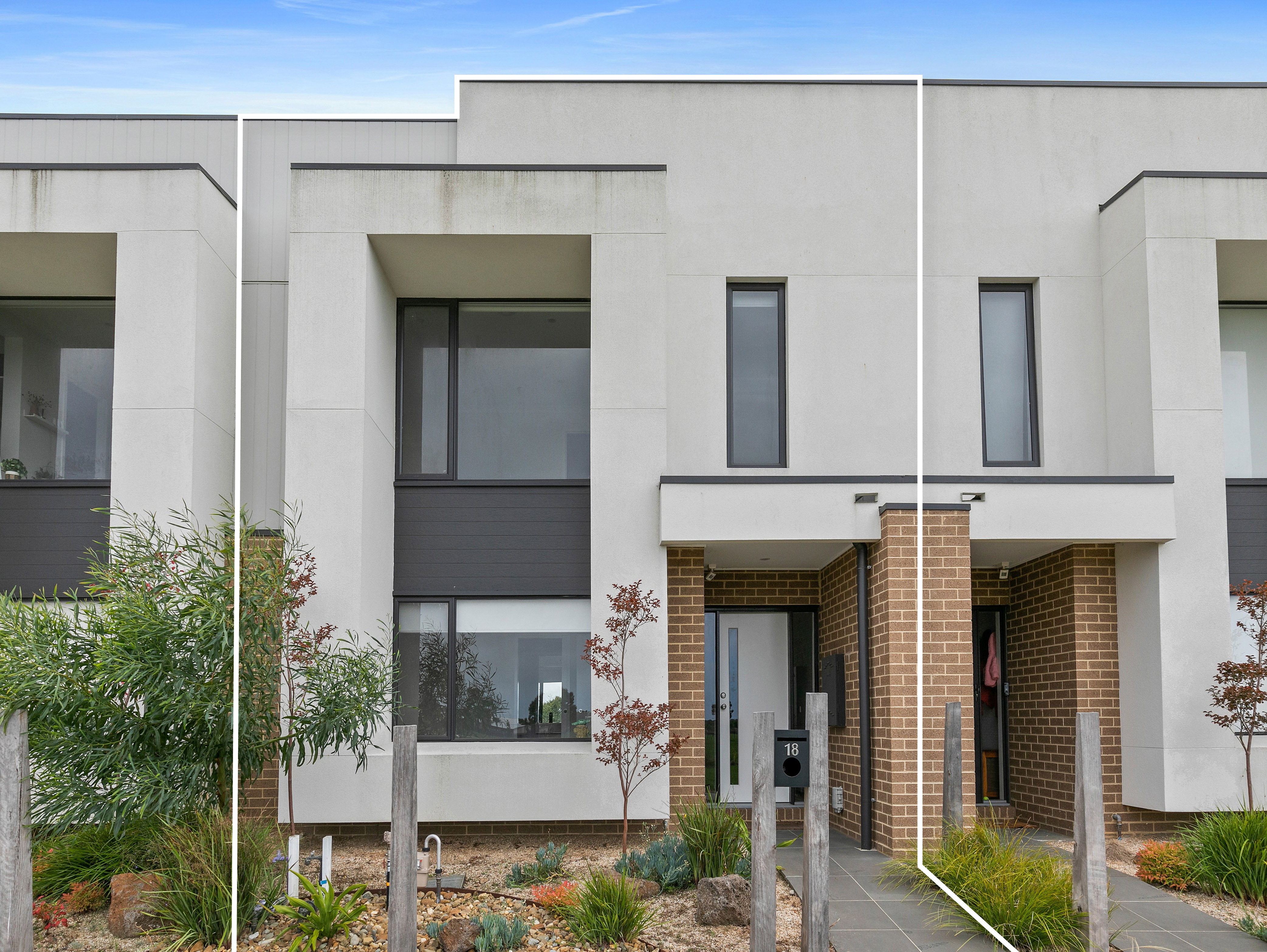 Listing image for 18 Sandspit Walk, ARMSTRONG CREEK  VIC  3217