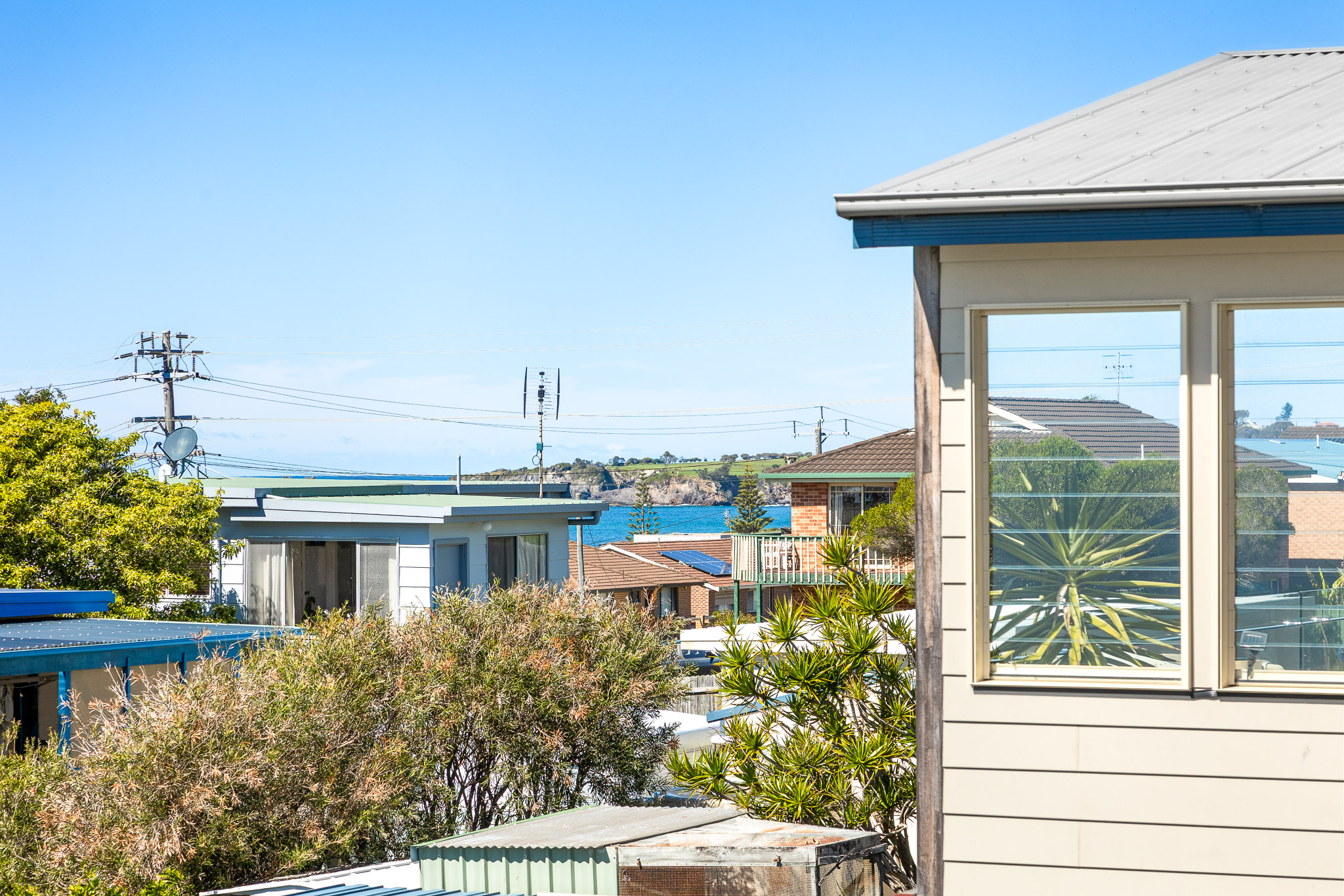 28 Sunset Boulevard, Kianga