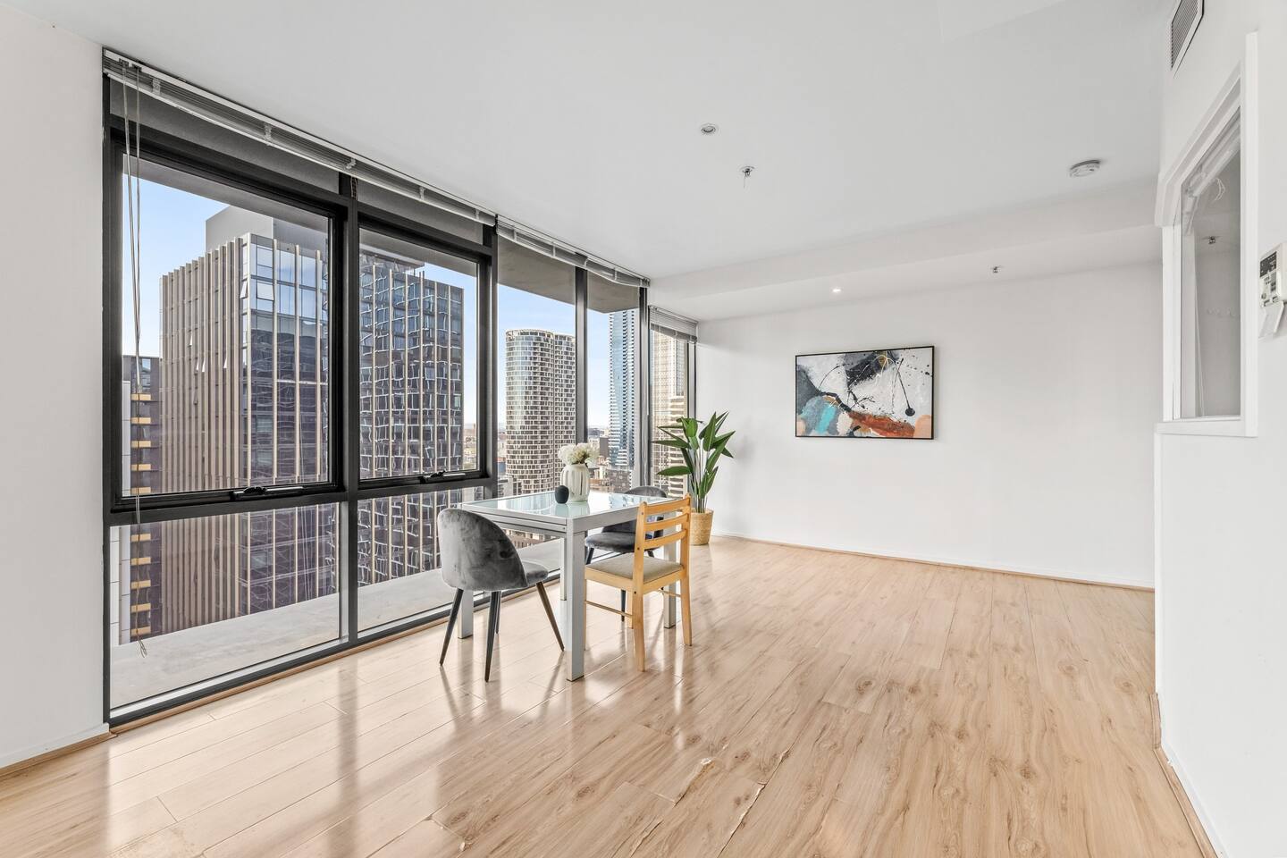 Sophisticated Urban Living in the Heart of the CBD