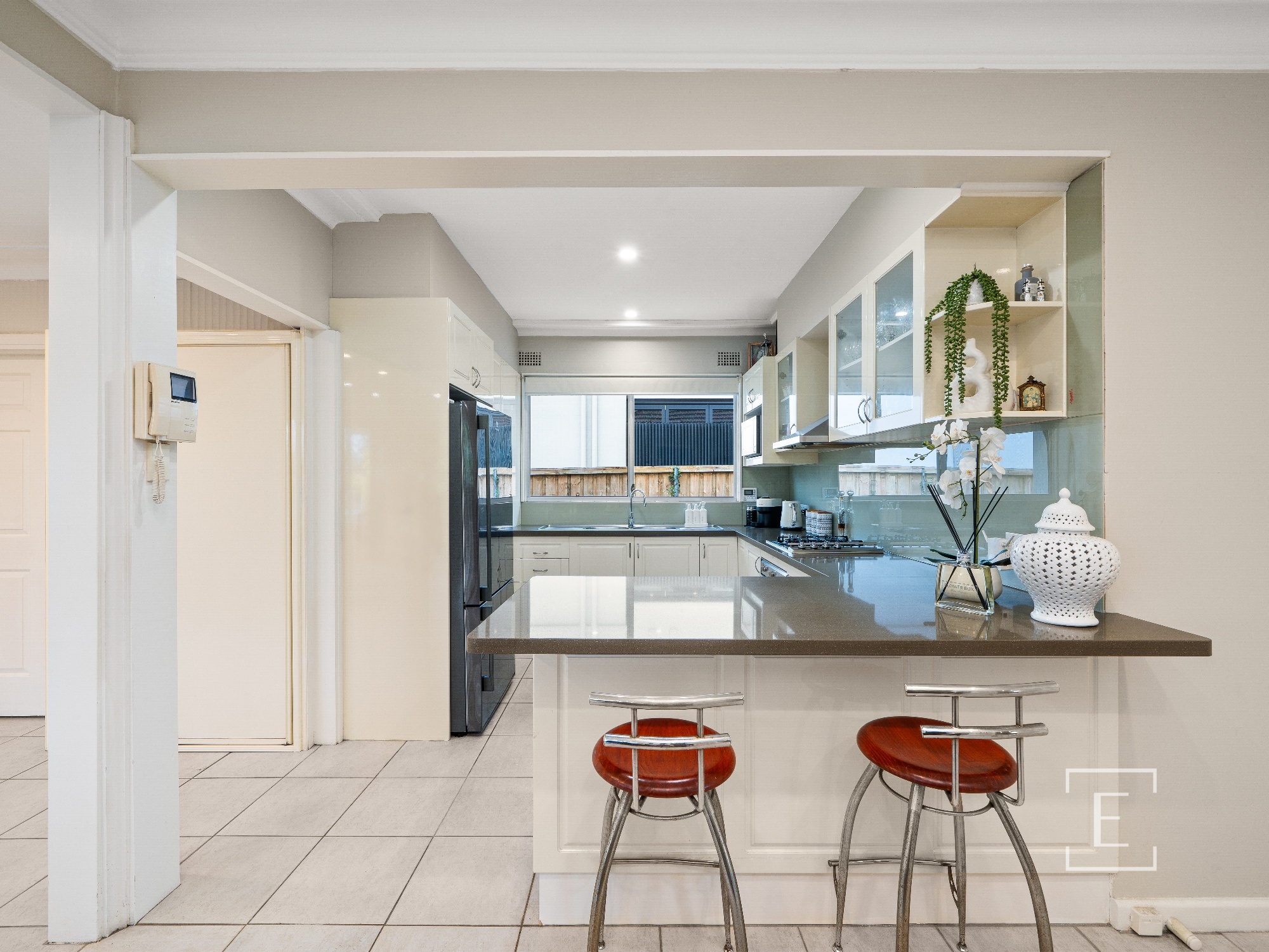 13 Regent Street, Putney