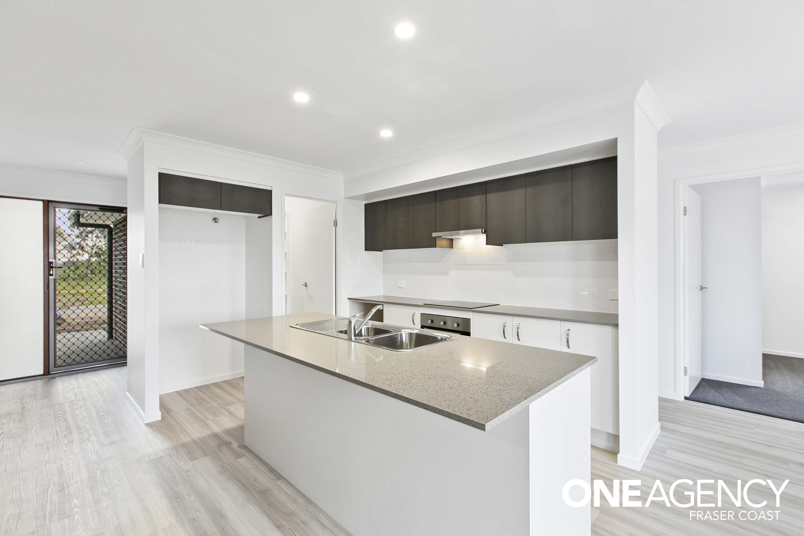 15 Sailaway Circuit, Eli Waters